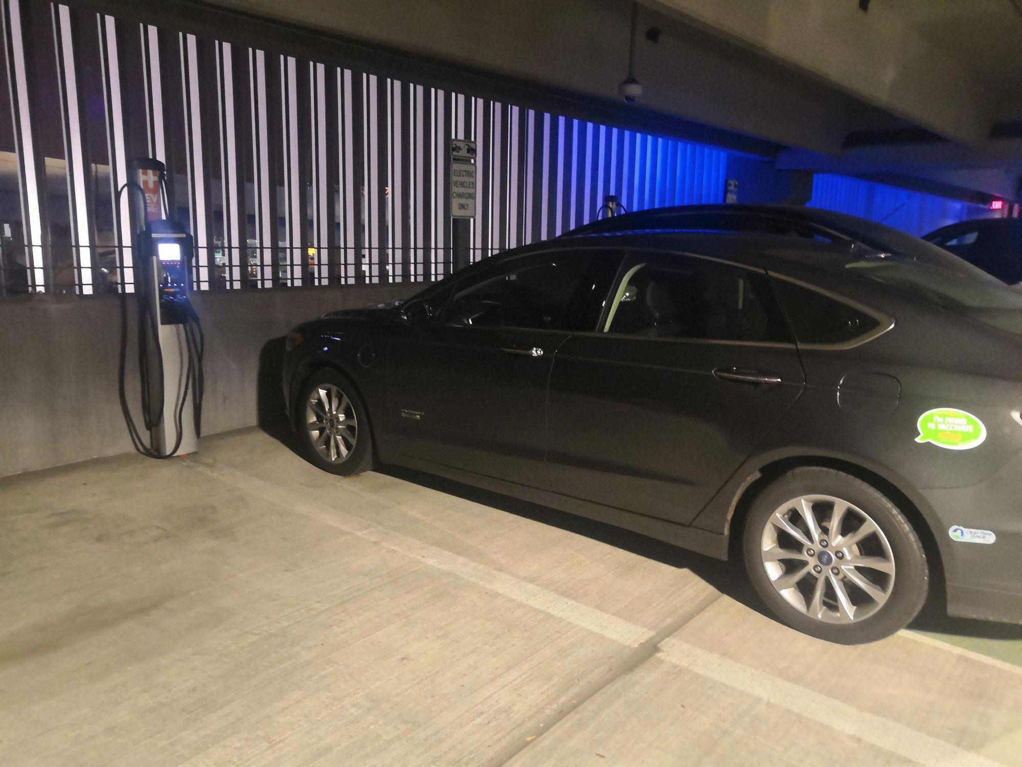 LaGuardia Airport Terminal C Garage New York, NY EV Station