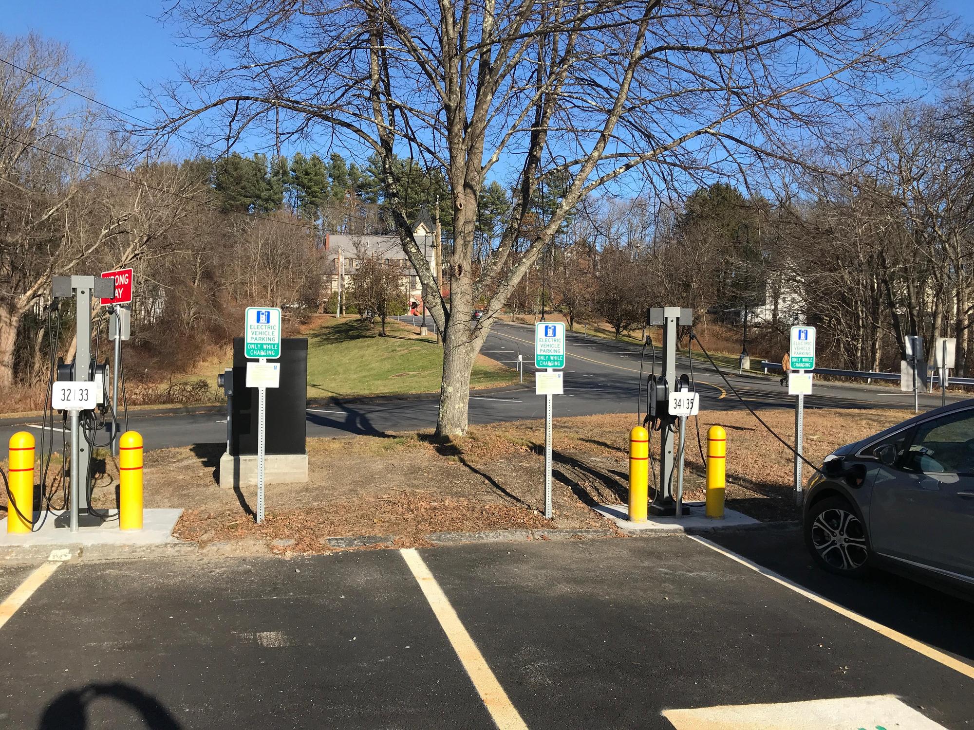 South Acton Commuter Lot | Acton, MA | EV Station
