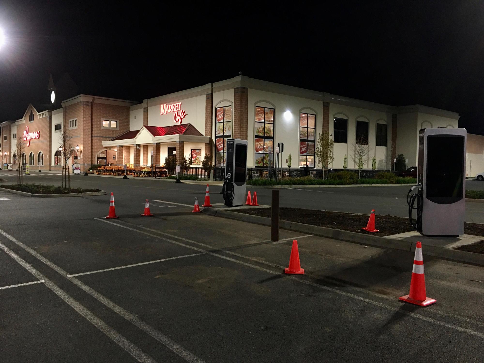 Dulles 28 Centre Wegmans Sterling, VA EV Station