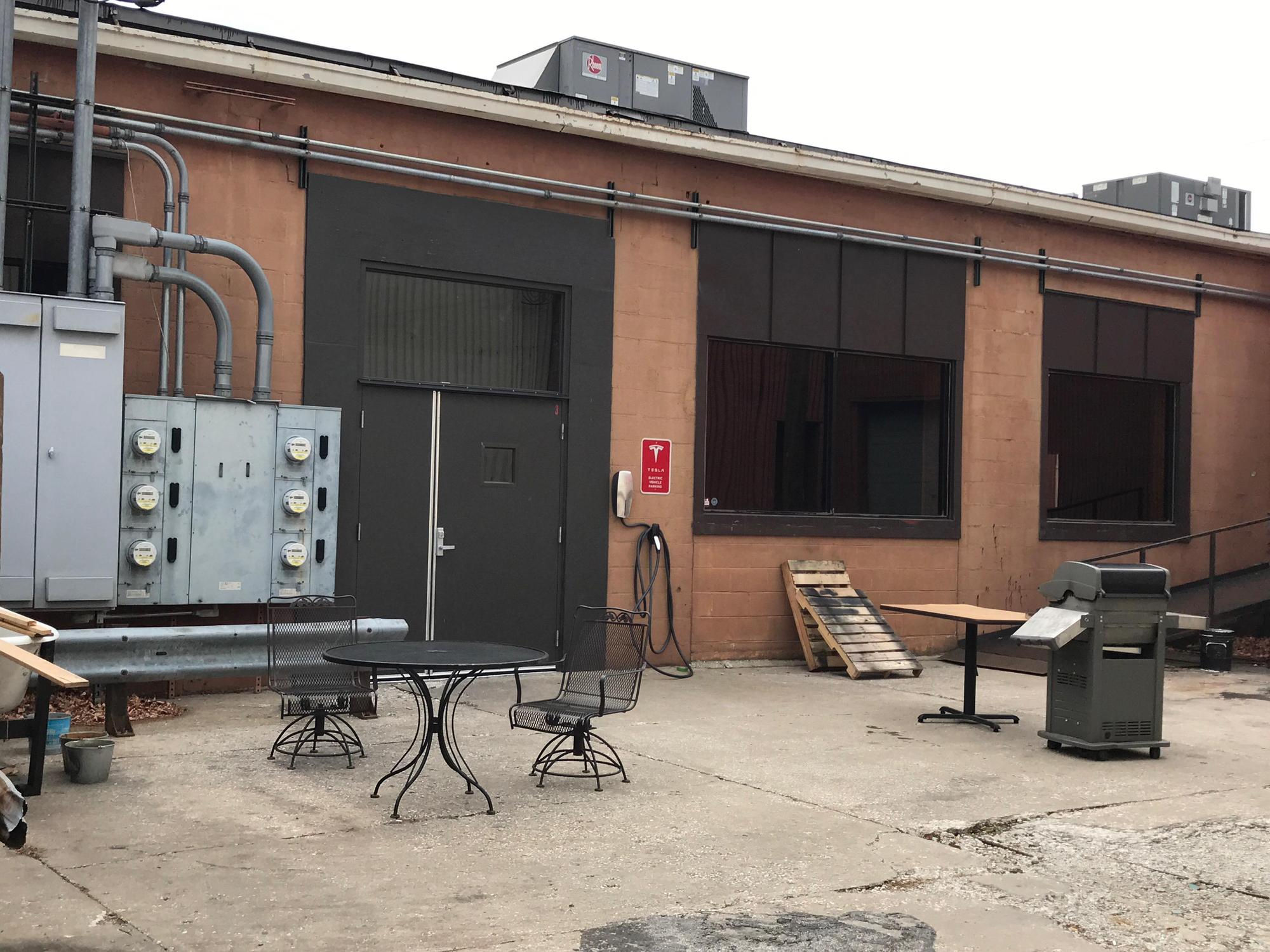 Grinders High Noon Leavenworth, KS EV Station