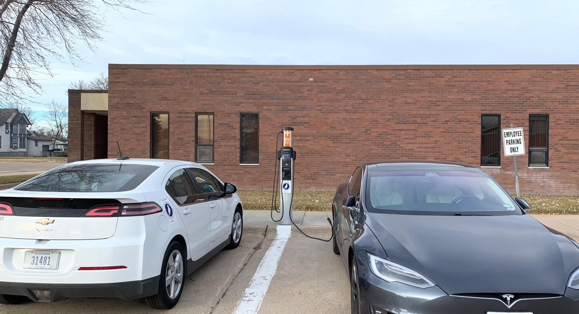 Lexington City Hall Lexington, NE EV Station