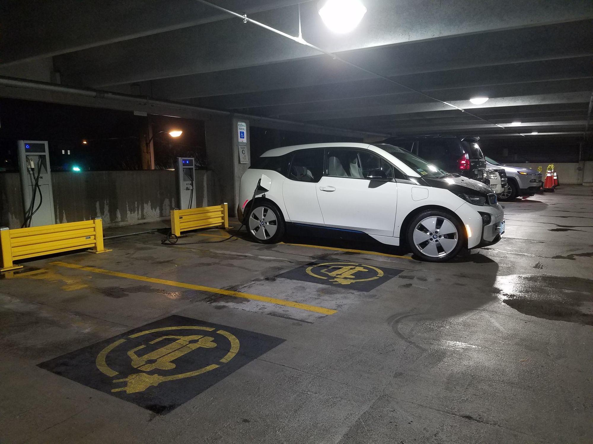VCU West Broad Street Parking Deck Richmond, VA EV Station