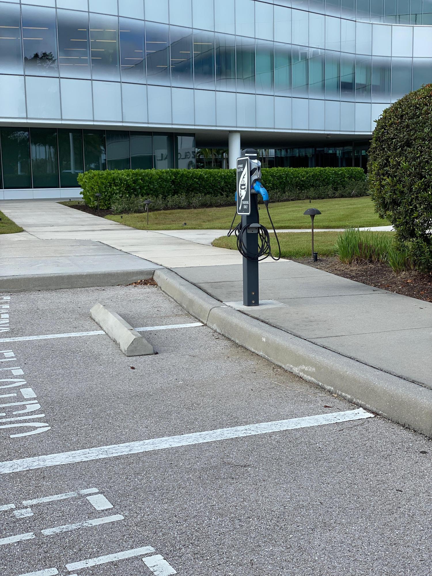 Hertz HQ Visitor Parking Estero, FL EV Station