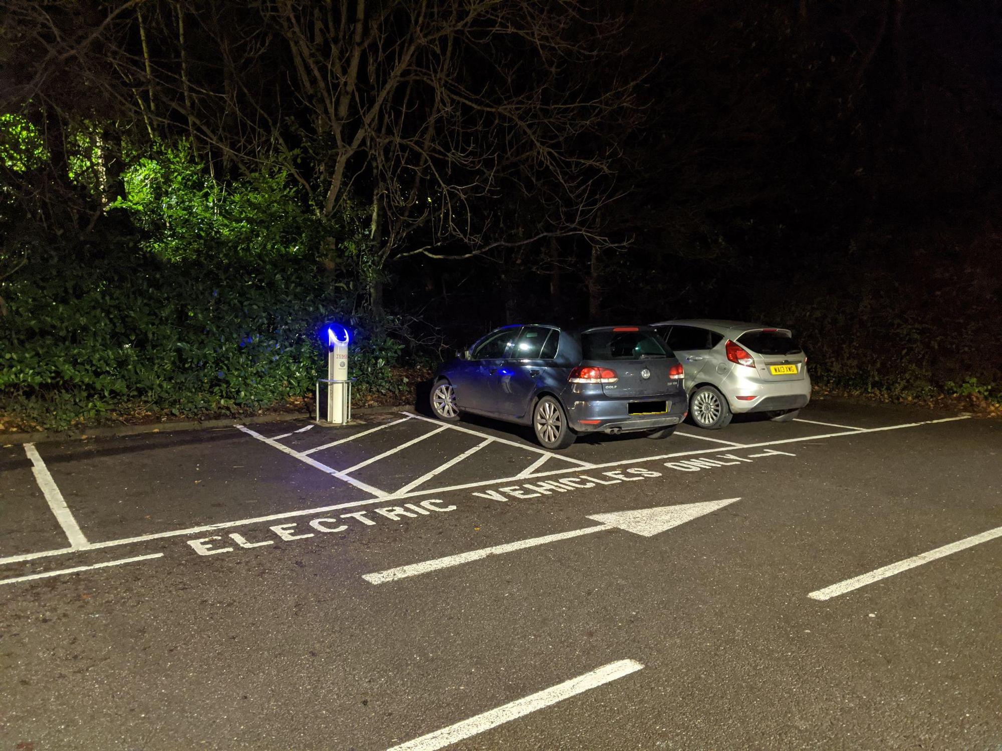 Tesco Superstore Honiton Battishorne Way, Honiton, EX14 2XD, United