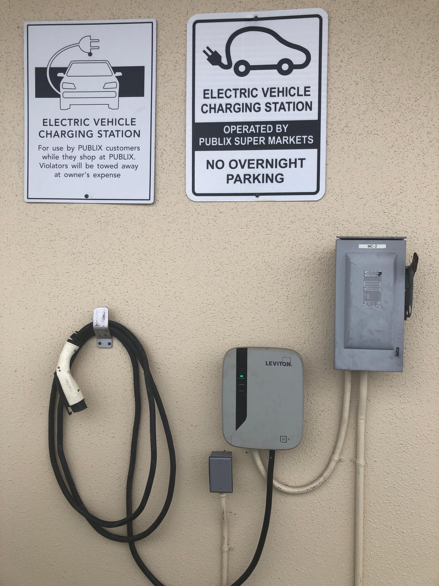 Publix at Las Olas Fort Lauderdale, FL EV Station