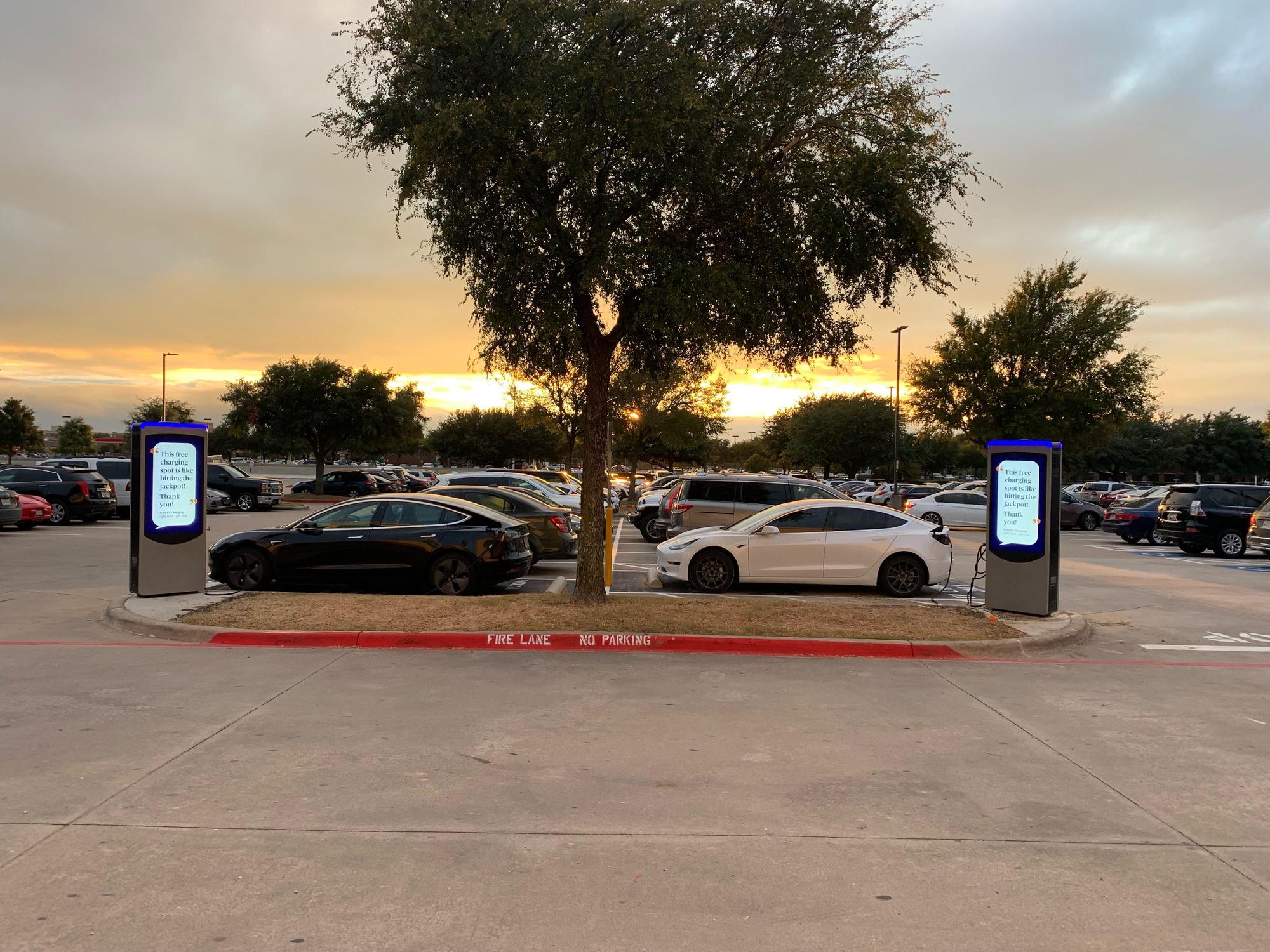 Cinemark West Plano Times - v9klesa