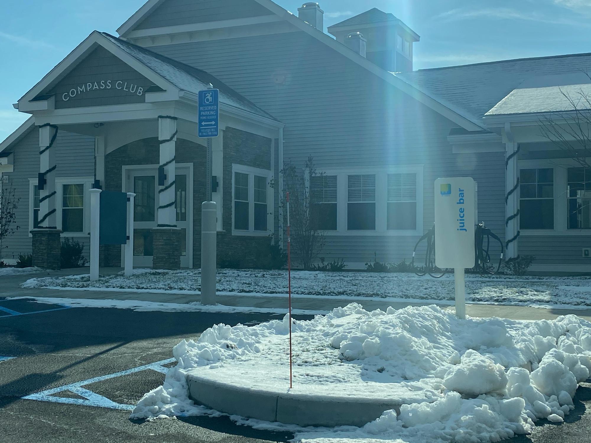 Trail Run Apartments Vernon, CT EV Station