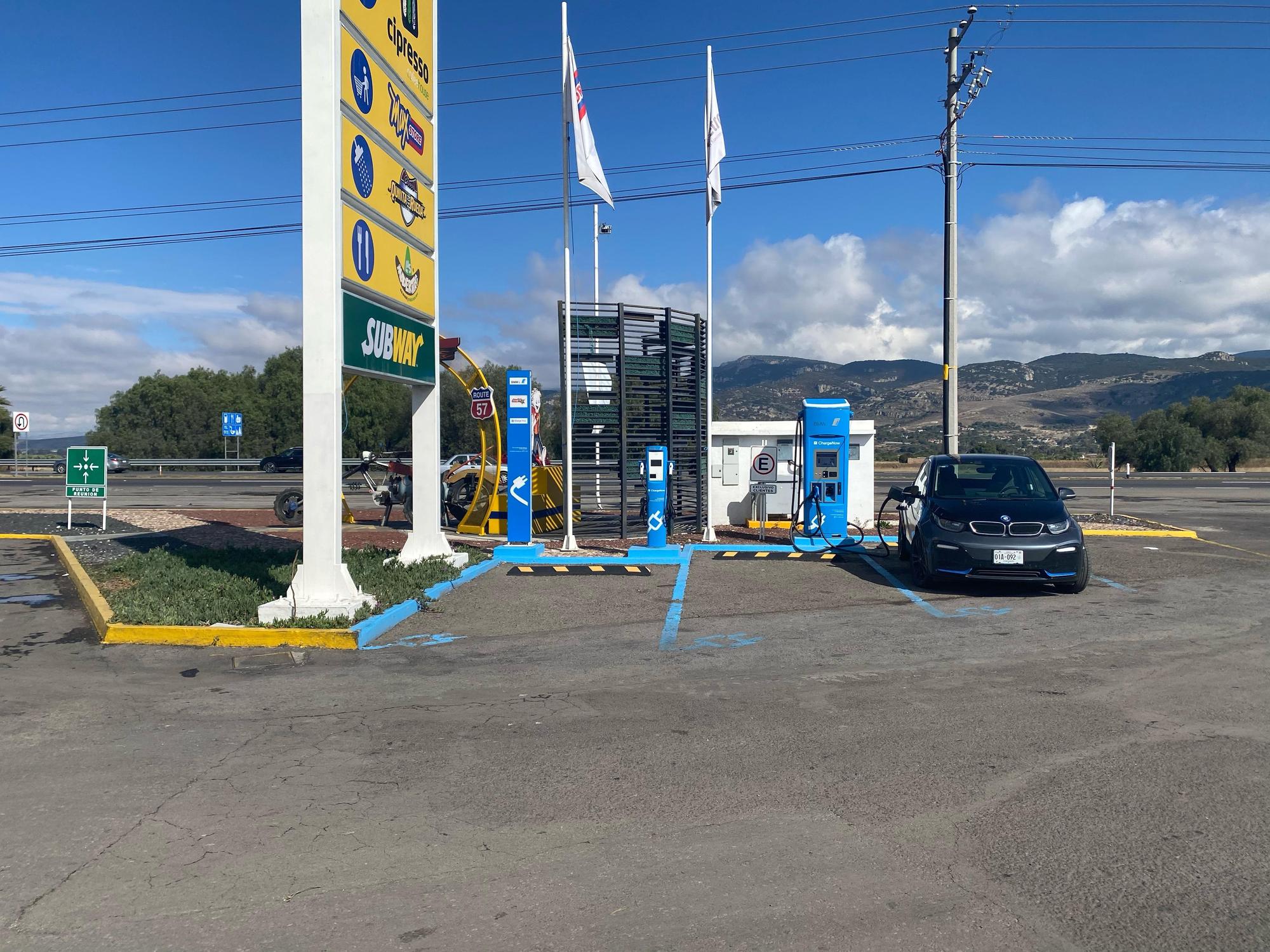 MaxiGas Ojo de Agua, Gto. EV Station