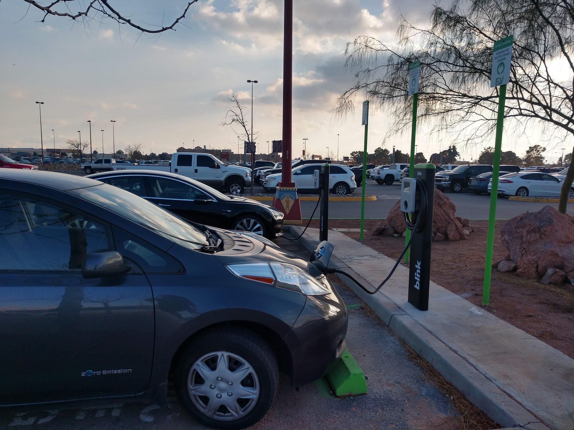 El Paso Int'l Airport ShortTerm Parking PlugShare