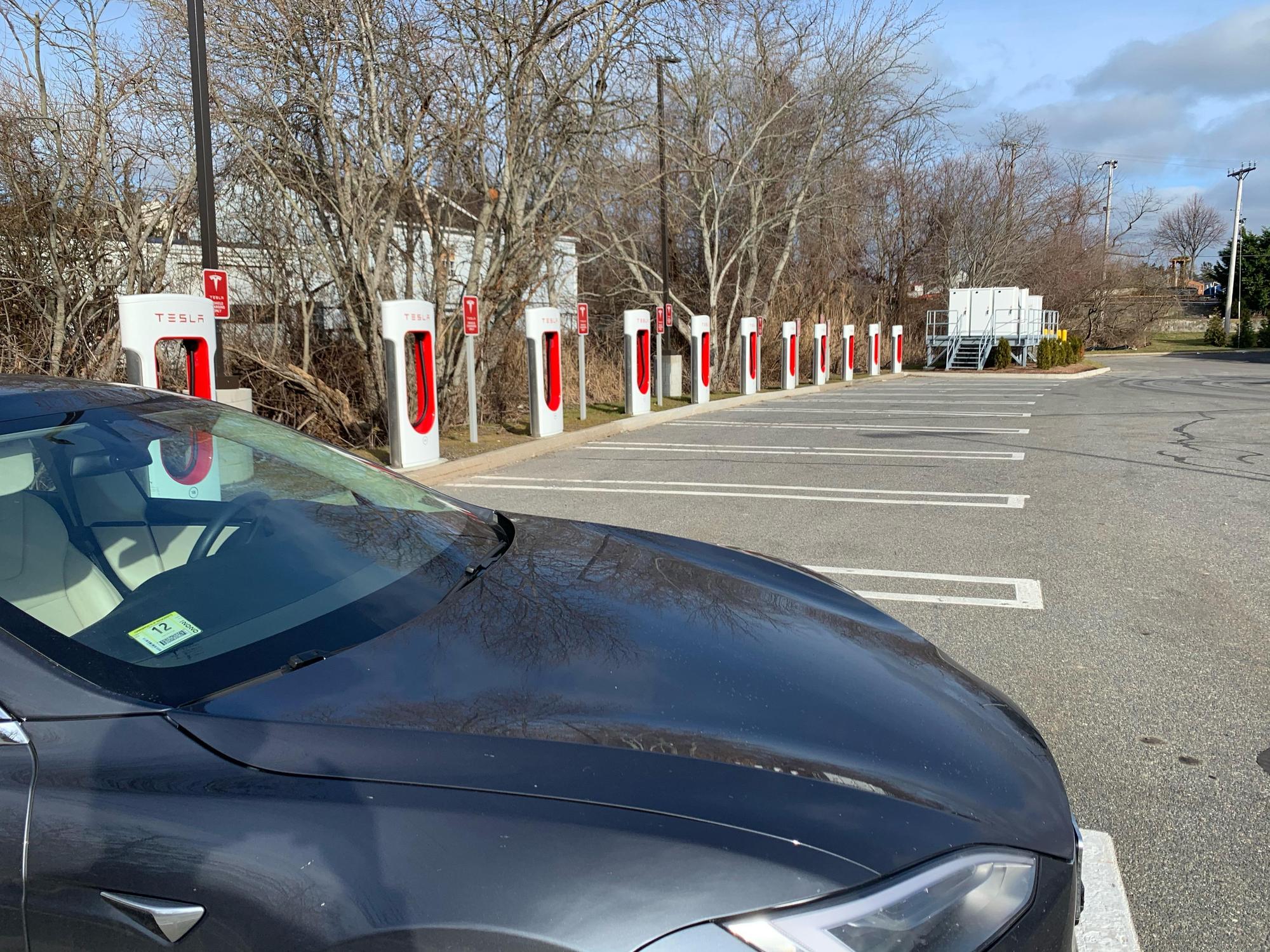 Cranberry Cove Plaza Orleans, MA EV Station