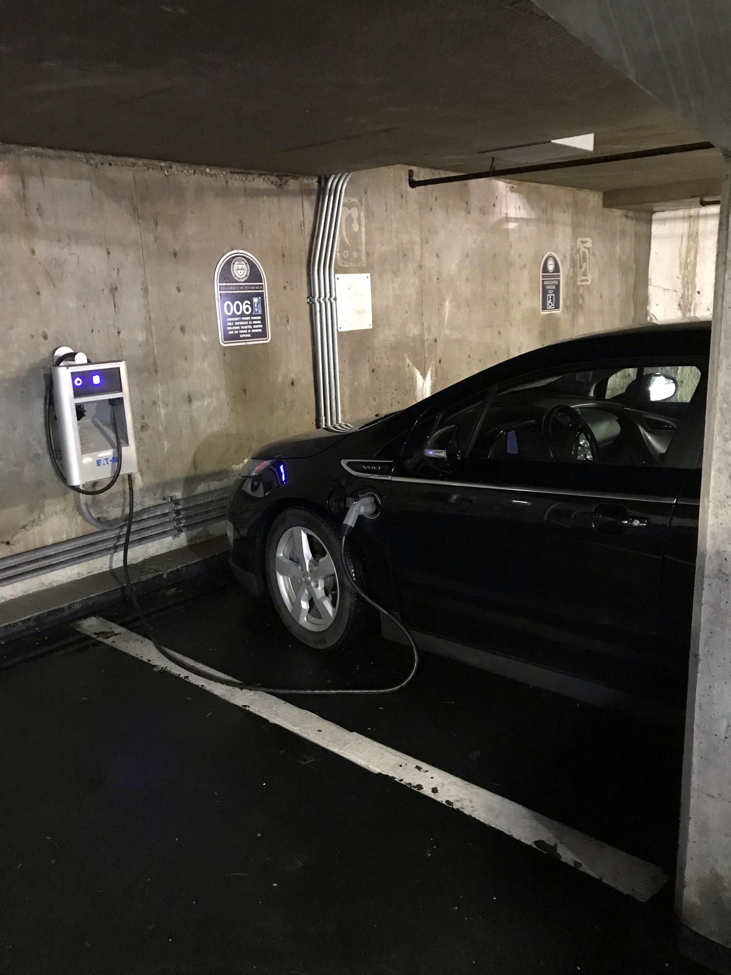 University of Pittsburgh Soldiers & Sailors Parking Garage