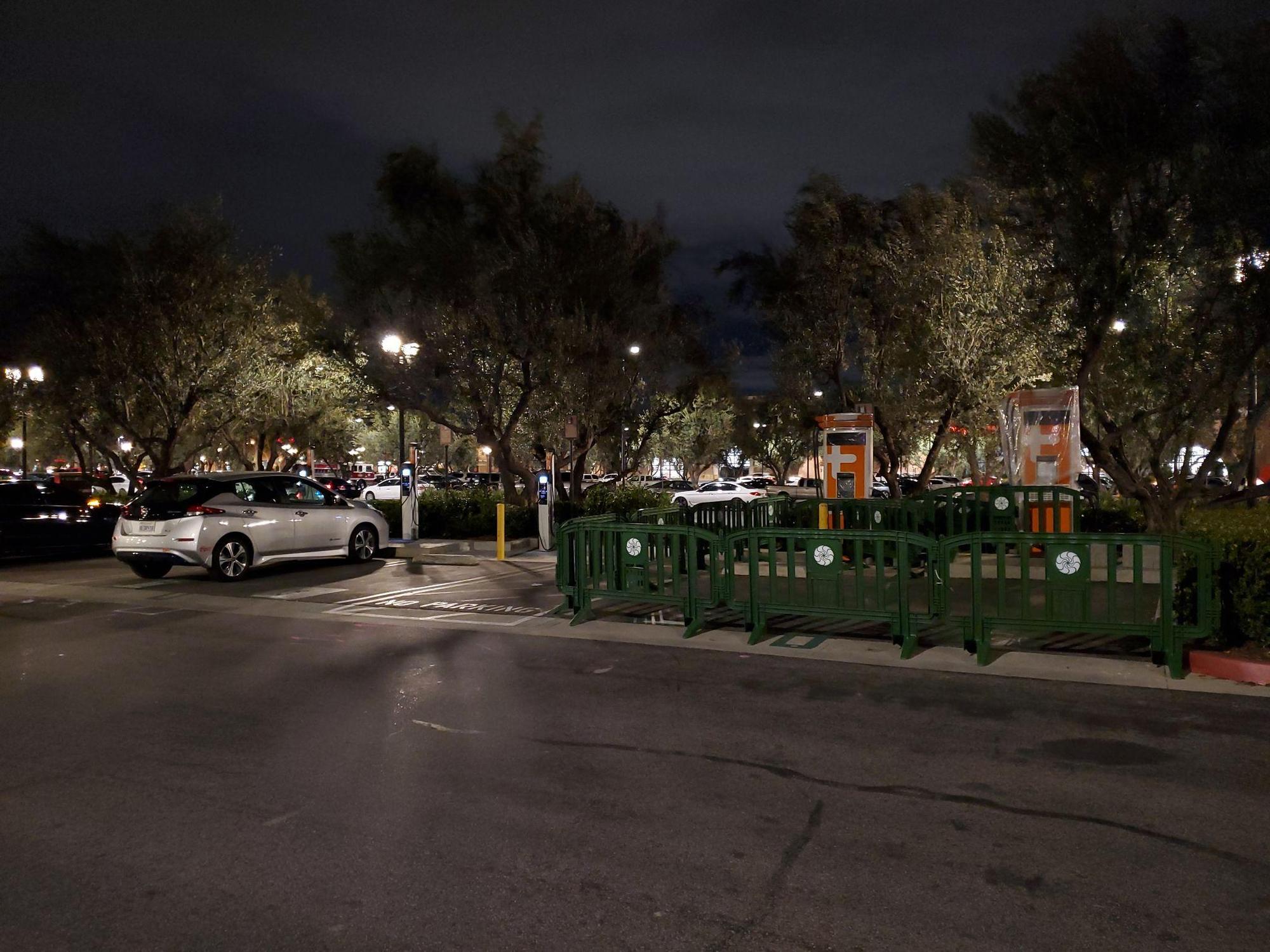 Woodbury Town Center Chipotle Irvine, CA EV Station