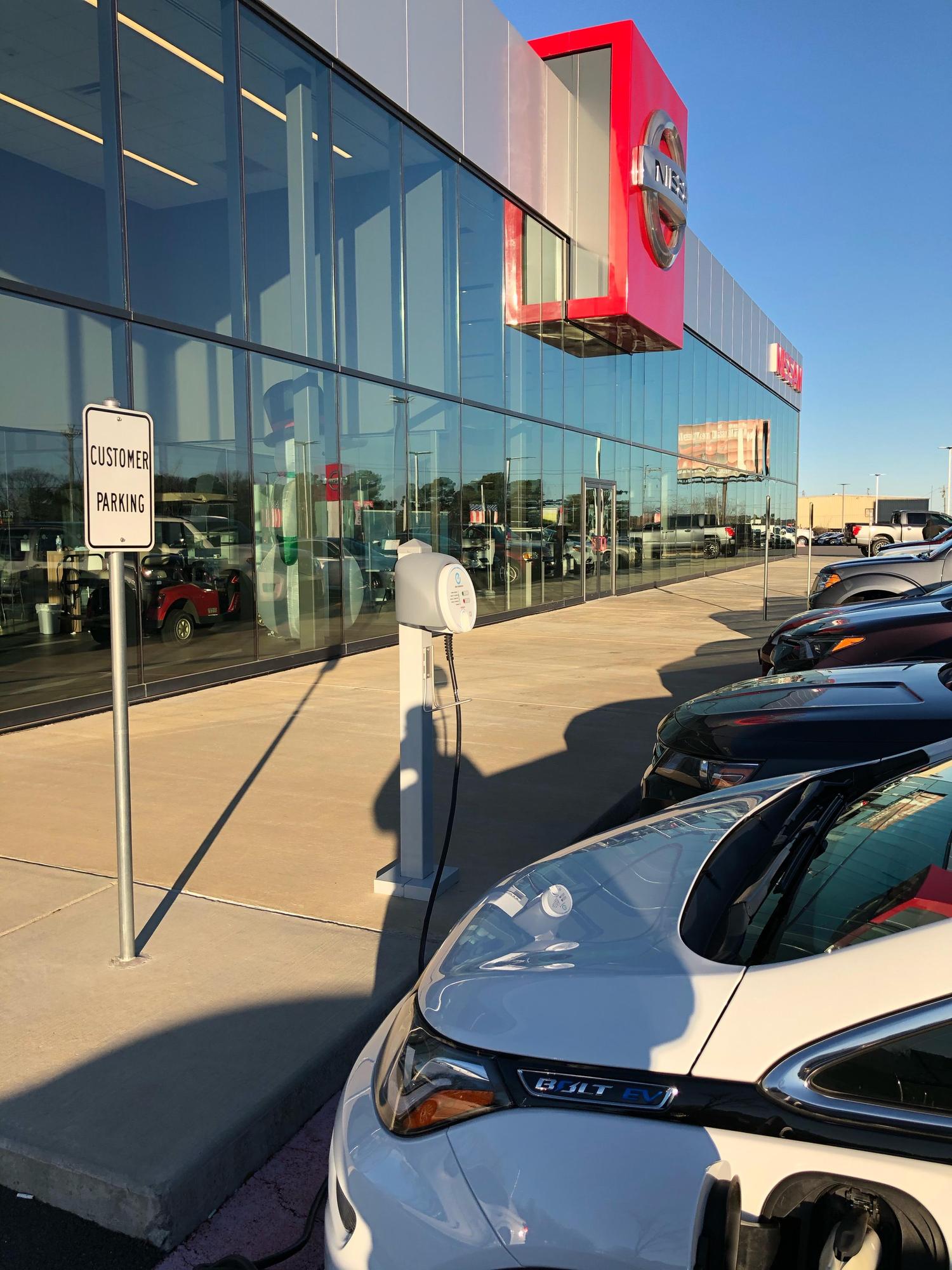 McLarty Nissan Benton Benton, AR EV Station
