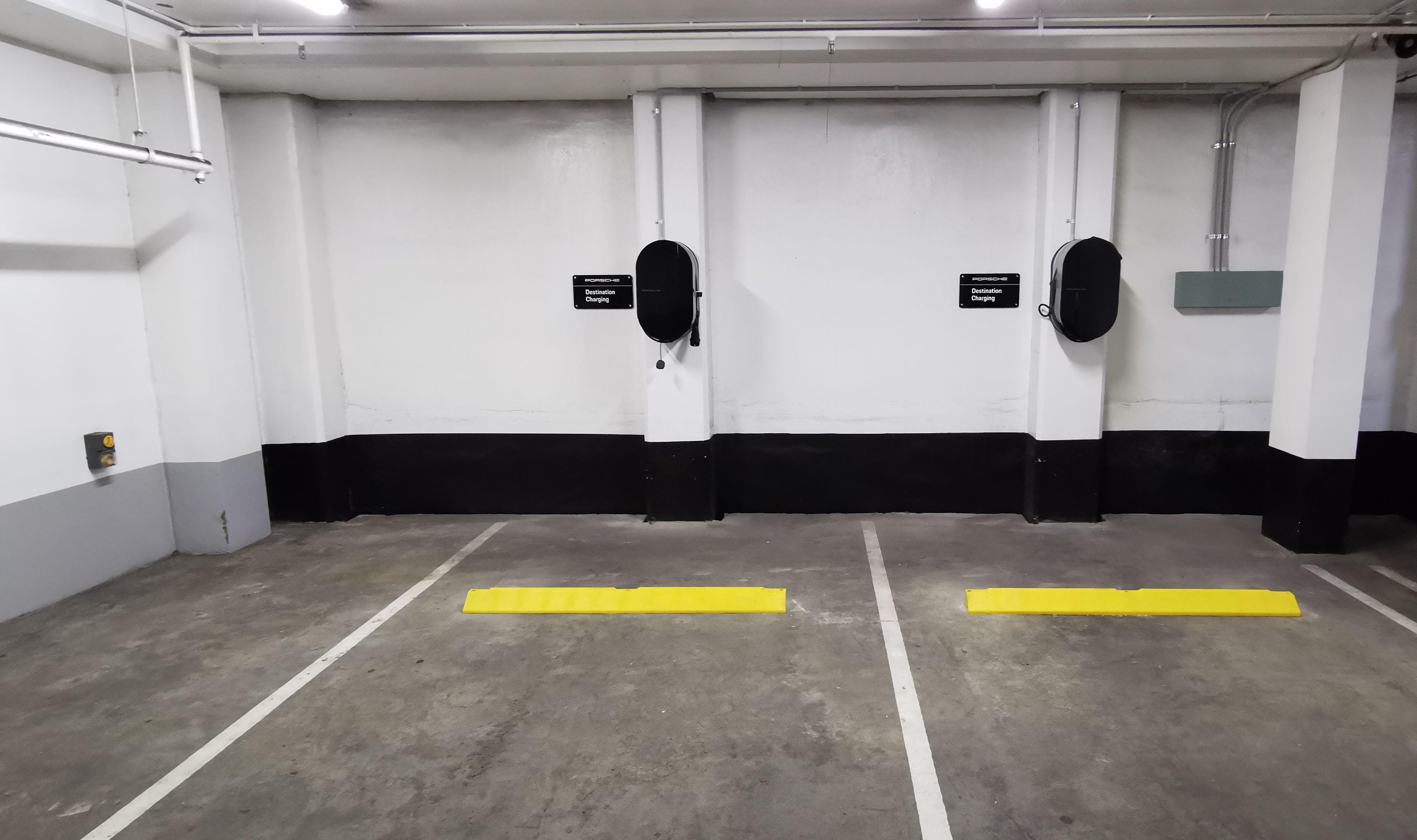 Wilson Car Park Park Hyatt Melbourne East Melbourne, VIC EV Station