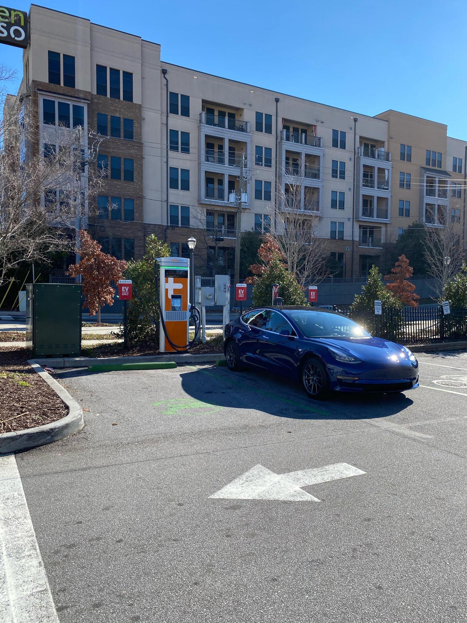 Kroger Glenwood (1) Atlanta, GA EV Station