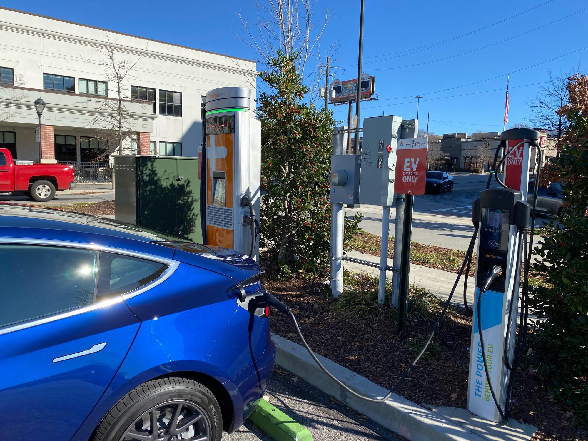 Kroger Glenwood (1) Atlanta, GA EV Station