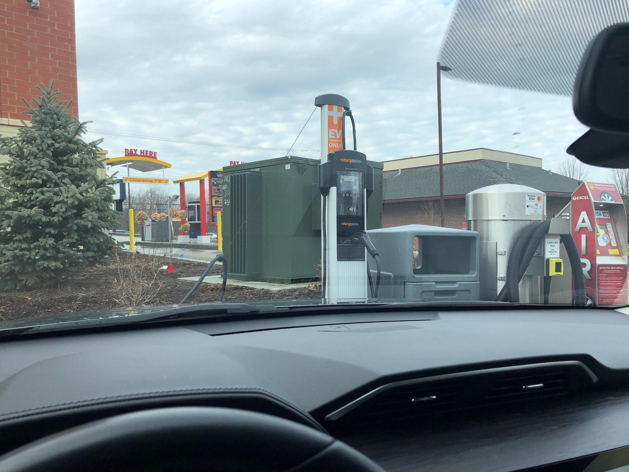 Ricky Rockets Gas Station Ricky Rocket Shell | Hoffman Estates, IL | EV Station