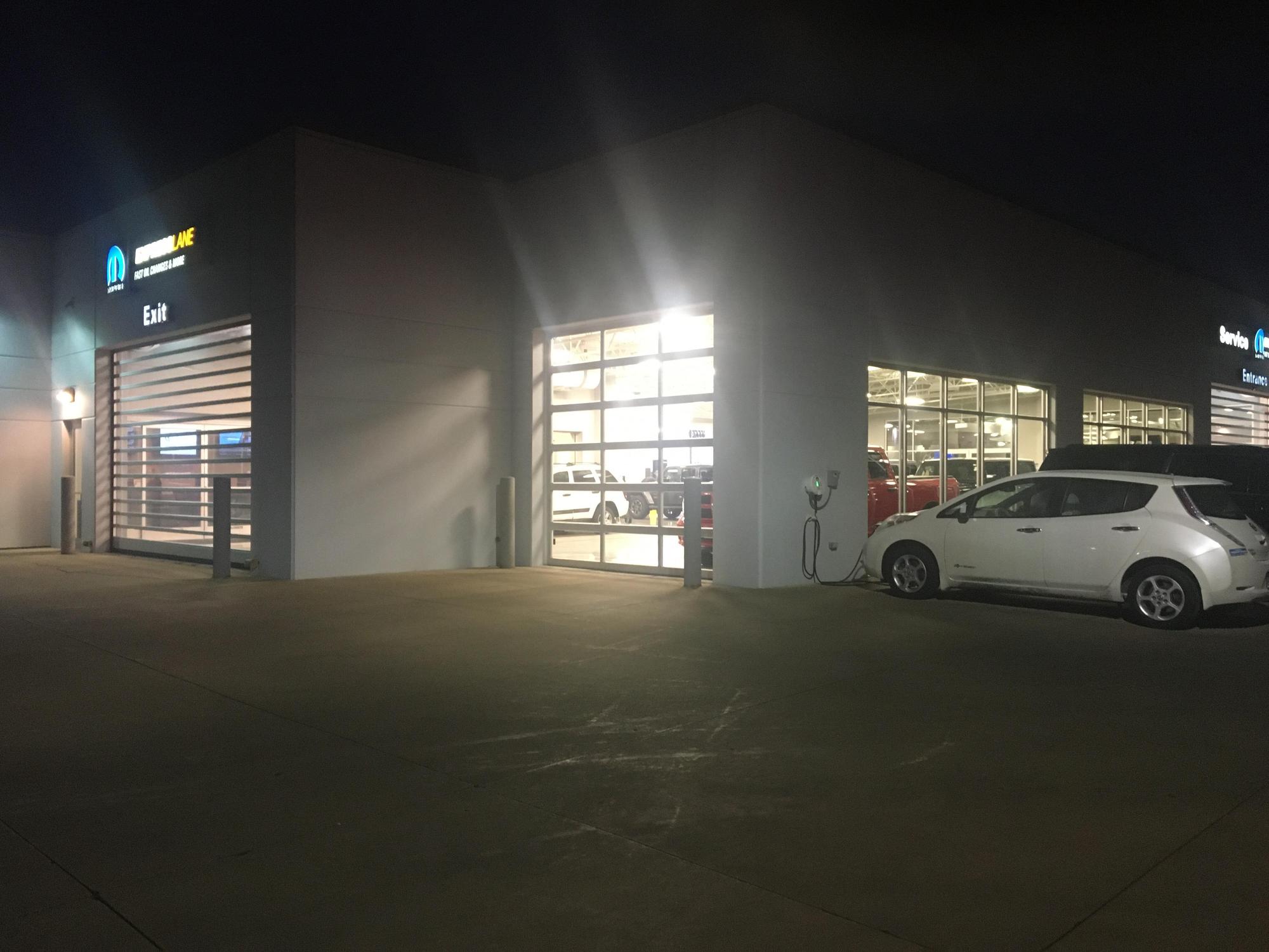 Wickstrom Auto Dealership Barrington, IL EV Station