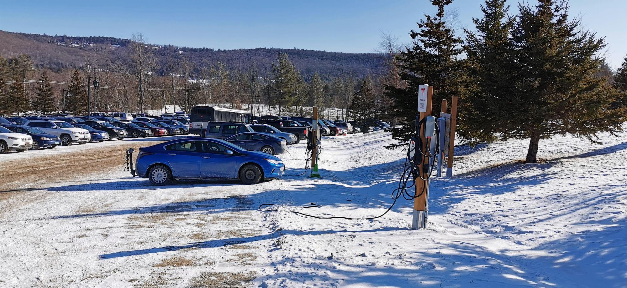 Jackson Gore Ice House 36 Jackson Gore Rd, Ludlow, VT 05149, USA EV