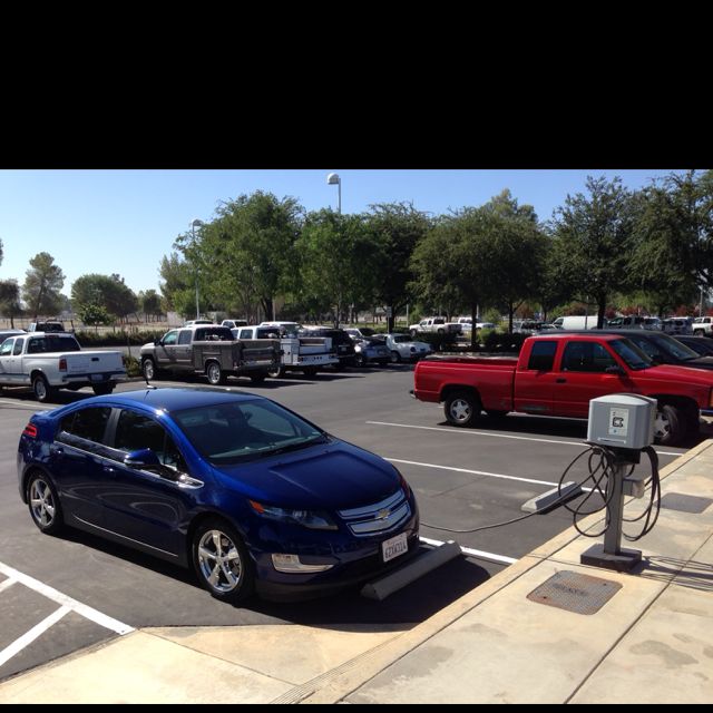 Edison Energy Education Center Tulare, CA EV Station
