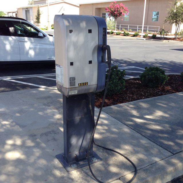 Edison Energy Education Center Tulare, CA EV Station