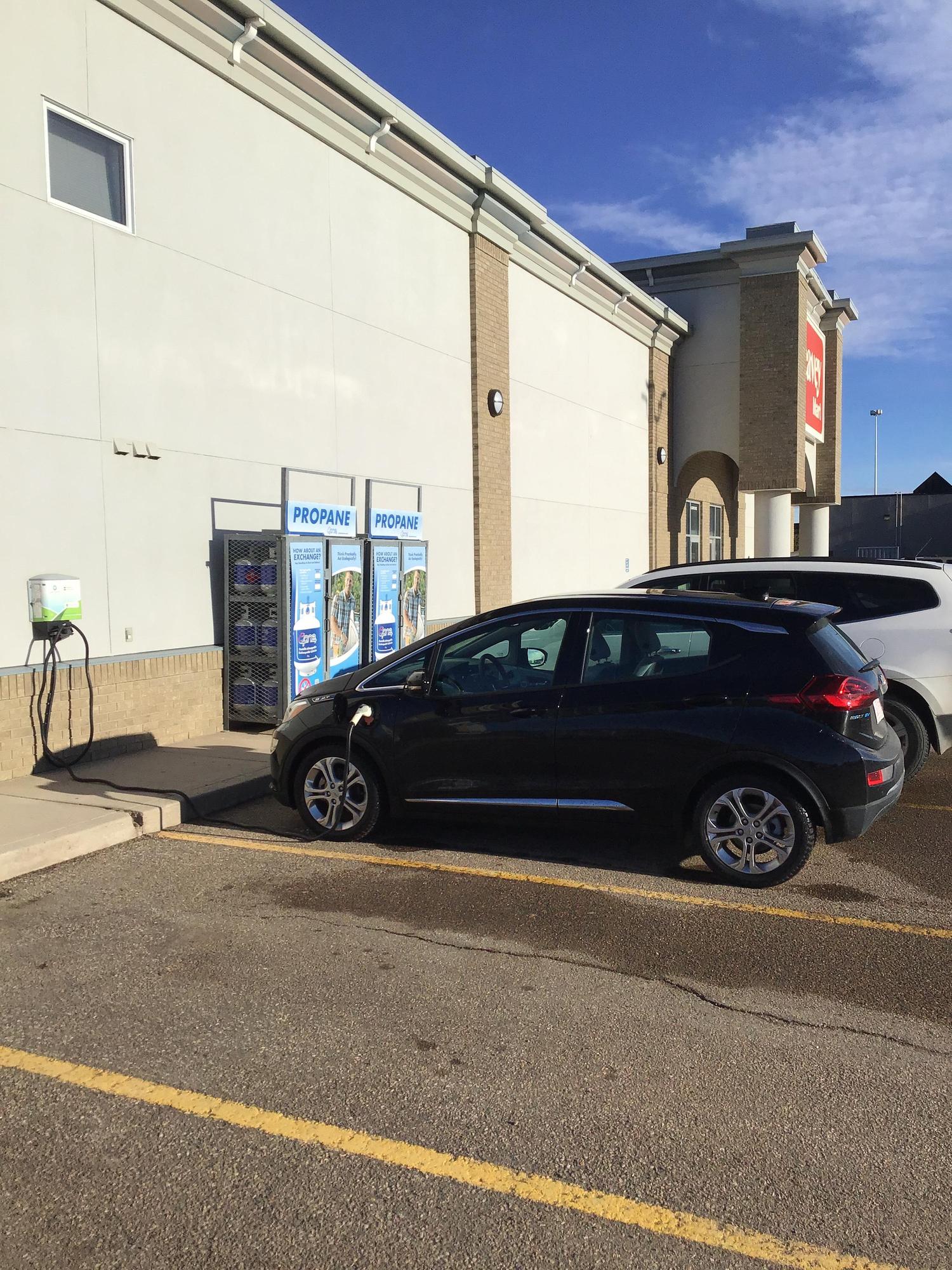 Peavey Mart Medicine Hat, AB EV Station