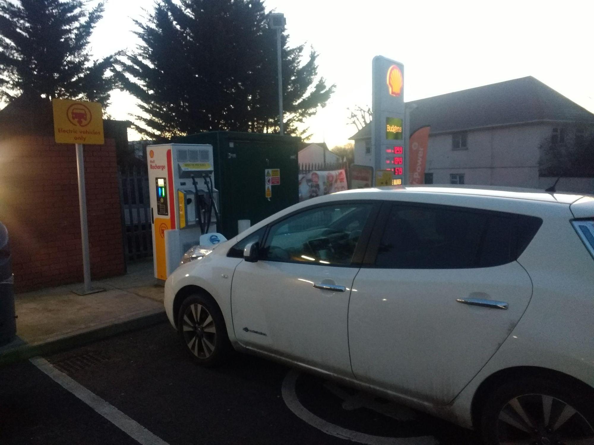 Shell Addlestone Shell Addlestone | Addlestone, England | EV Station