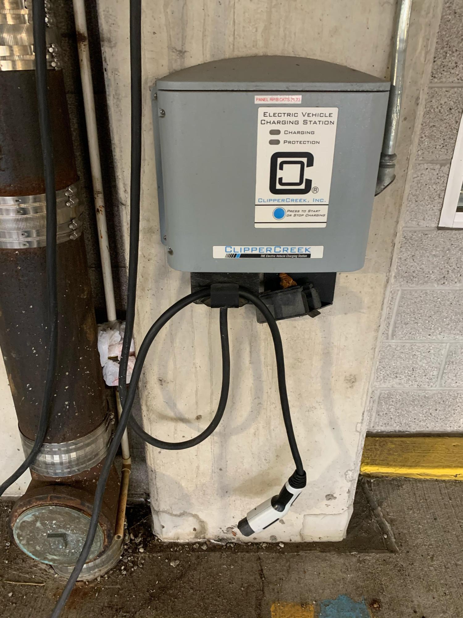 WSU Parking Structure 6 Detroit, MI EV Station