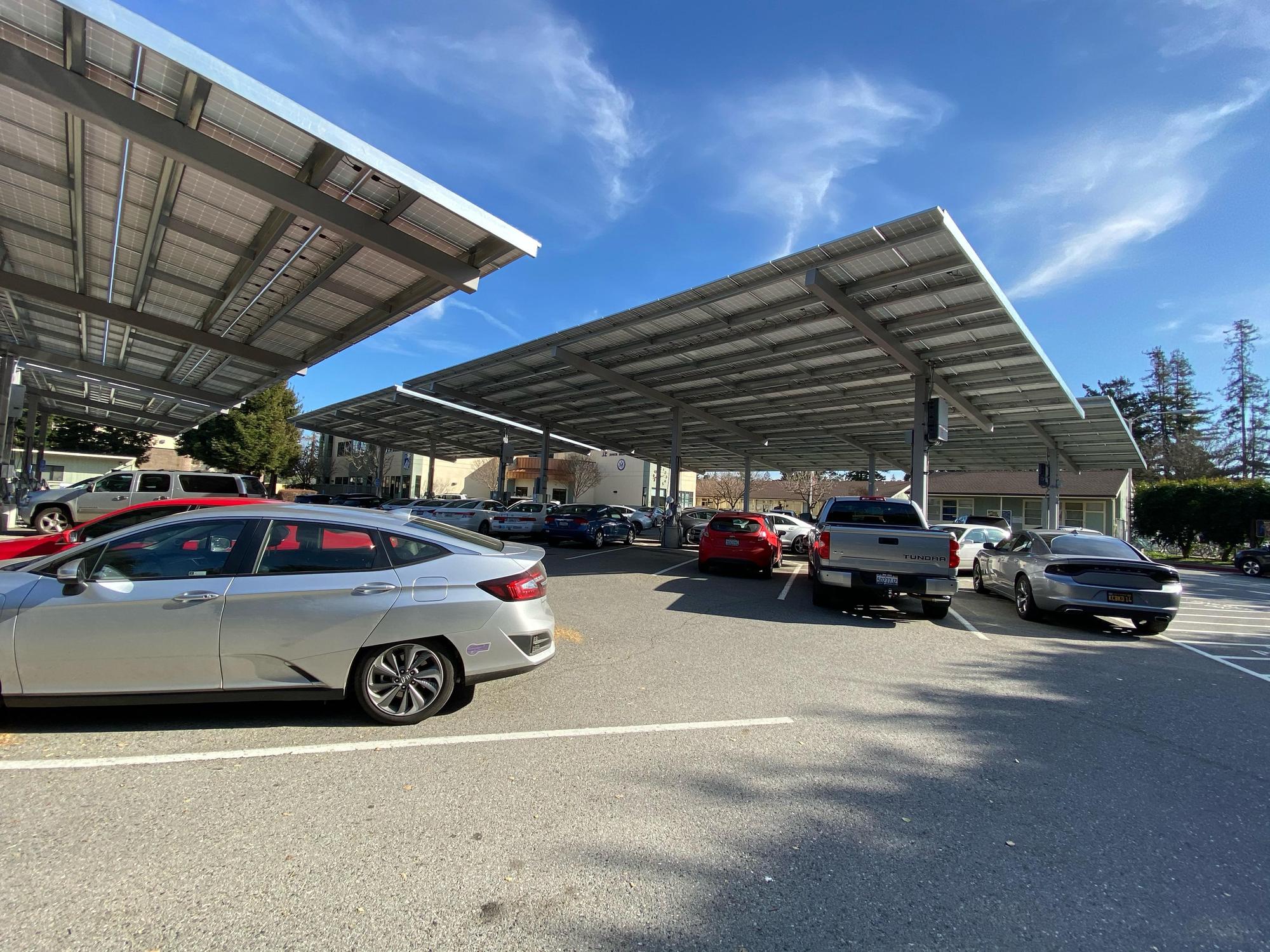 Egan Junior High School Los Altos, CA EV Station