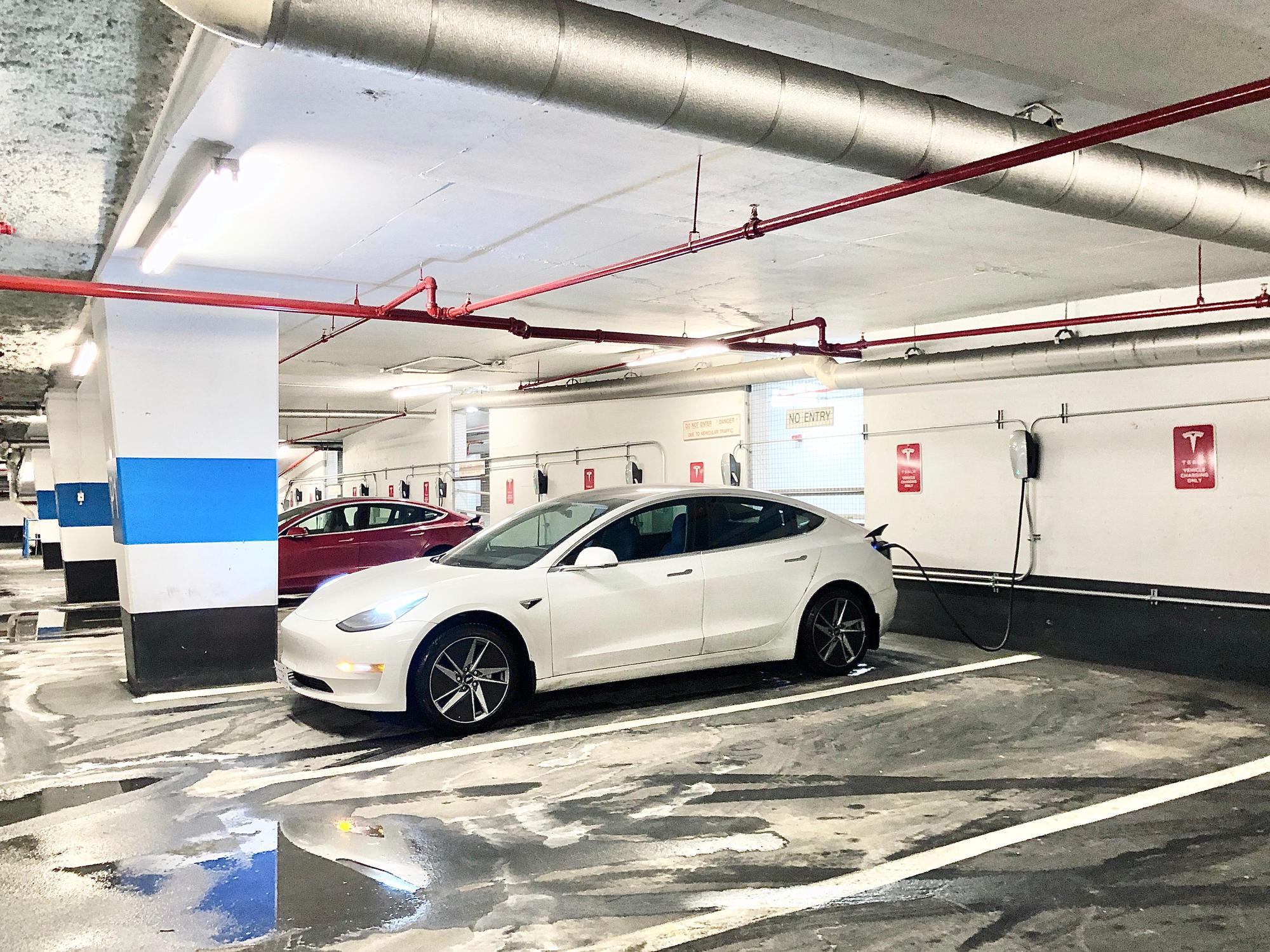 Metro Center Parking Toronto, ON EV Station