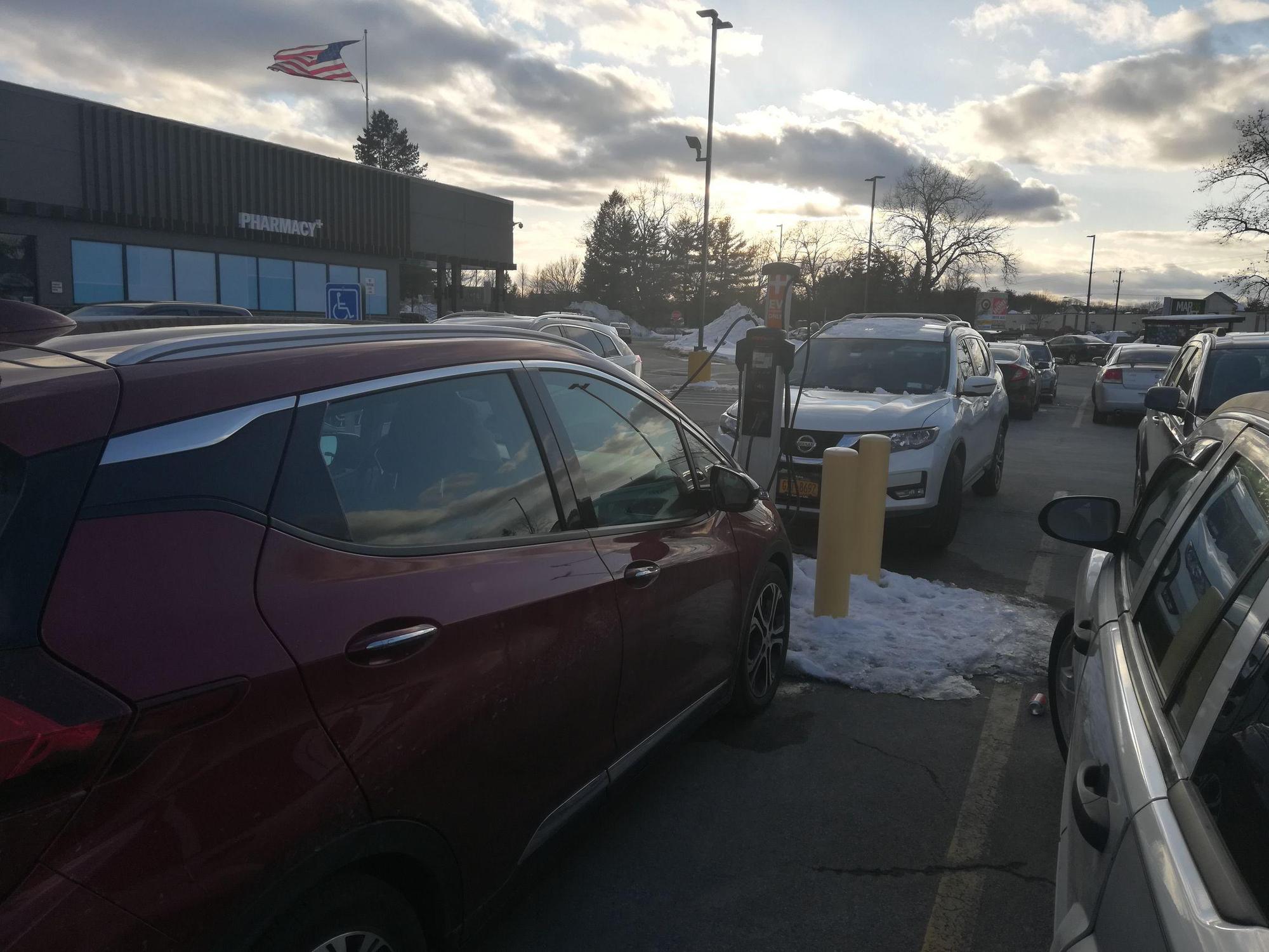 Price Chopper Saratoga Springs, NY EV Station