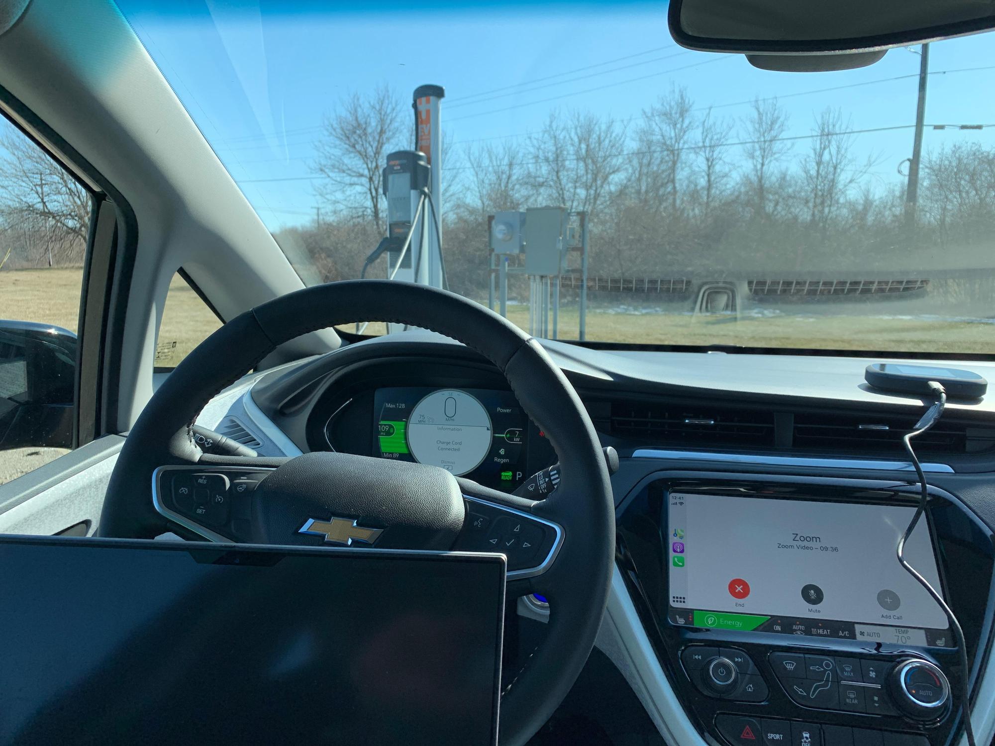 Detroit Metro Airport South Cell Phone Lot Romulus, MI EV Station