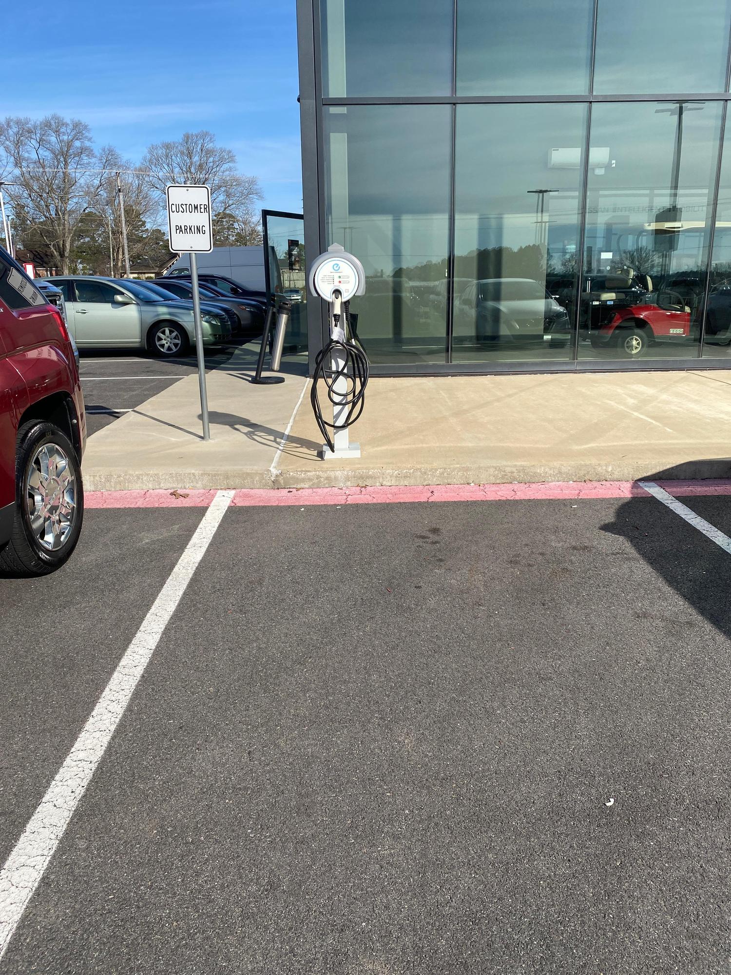 McLarty Nissan Benton Benton, AR EV Station