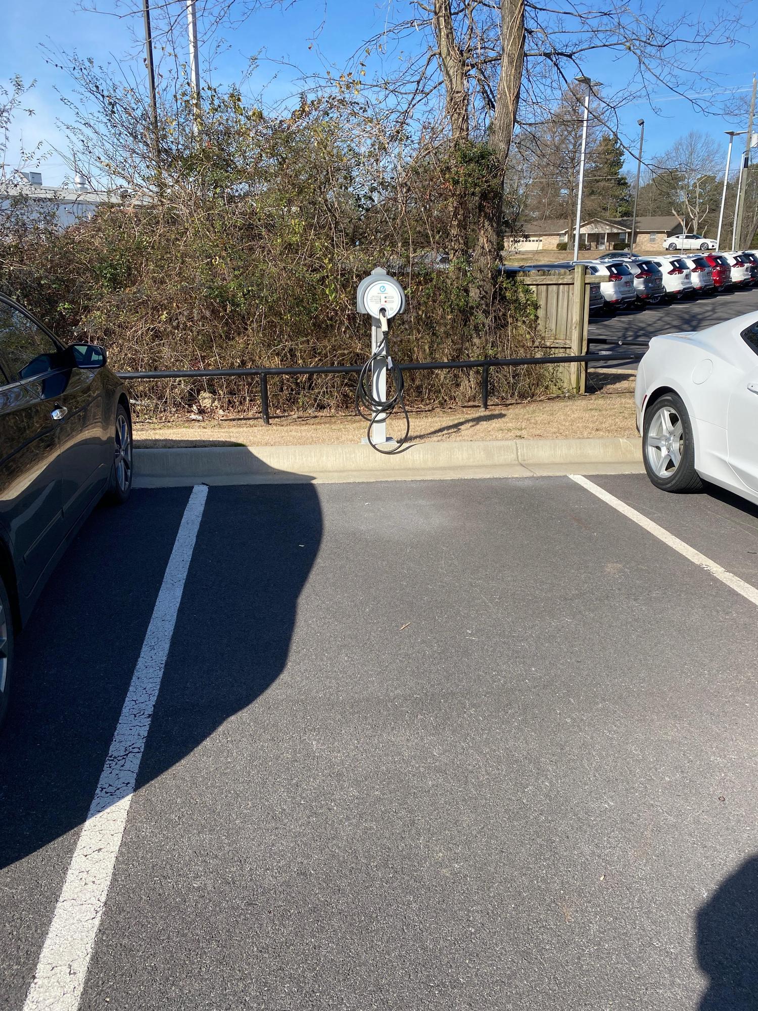 McLarty Nissan Benton Benton, AR EV Station