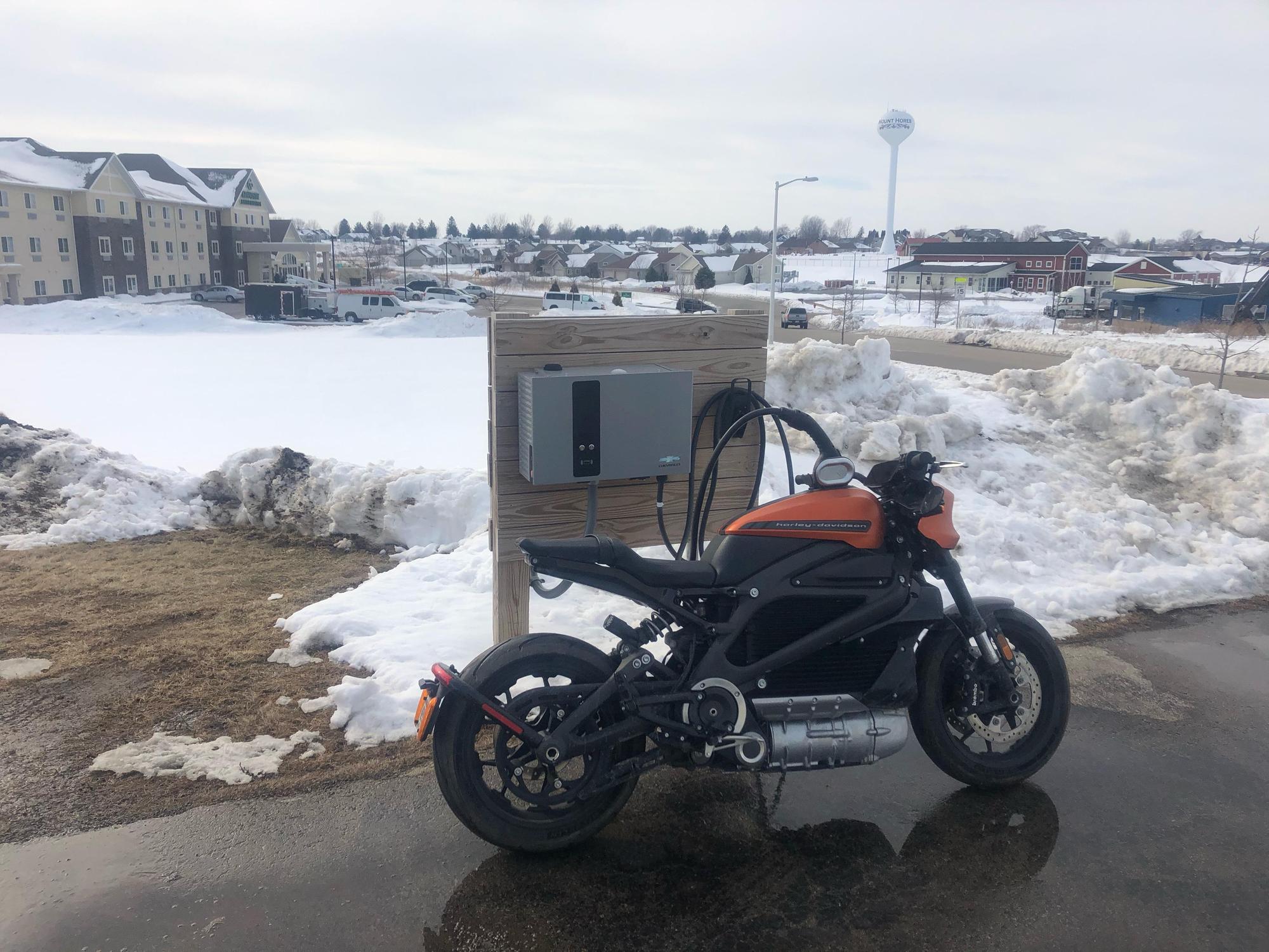 Symdon Chevy of Mt Horeb Mt Horeb, WI EV Station