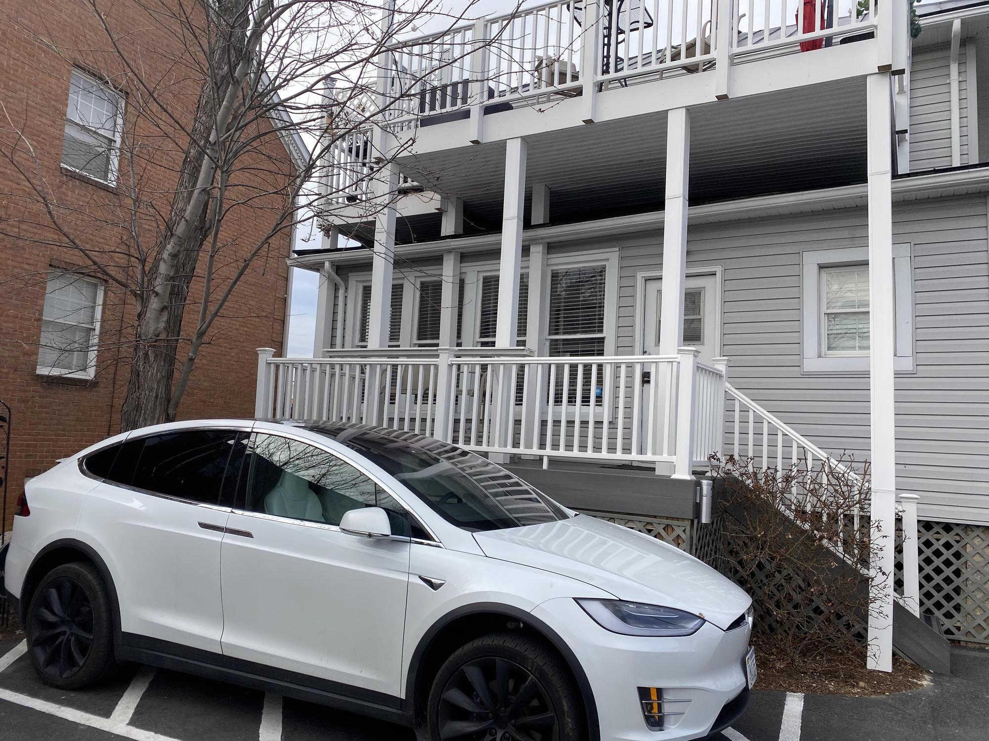 Sean's Bar Your Own Private Bar & Apartment Airbnb Winchester, VA