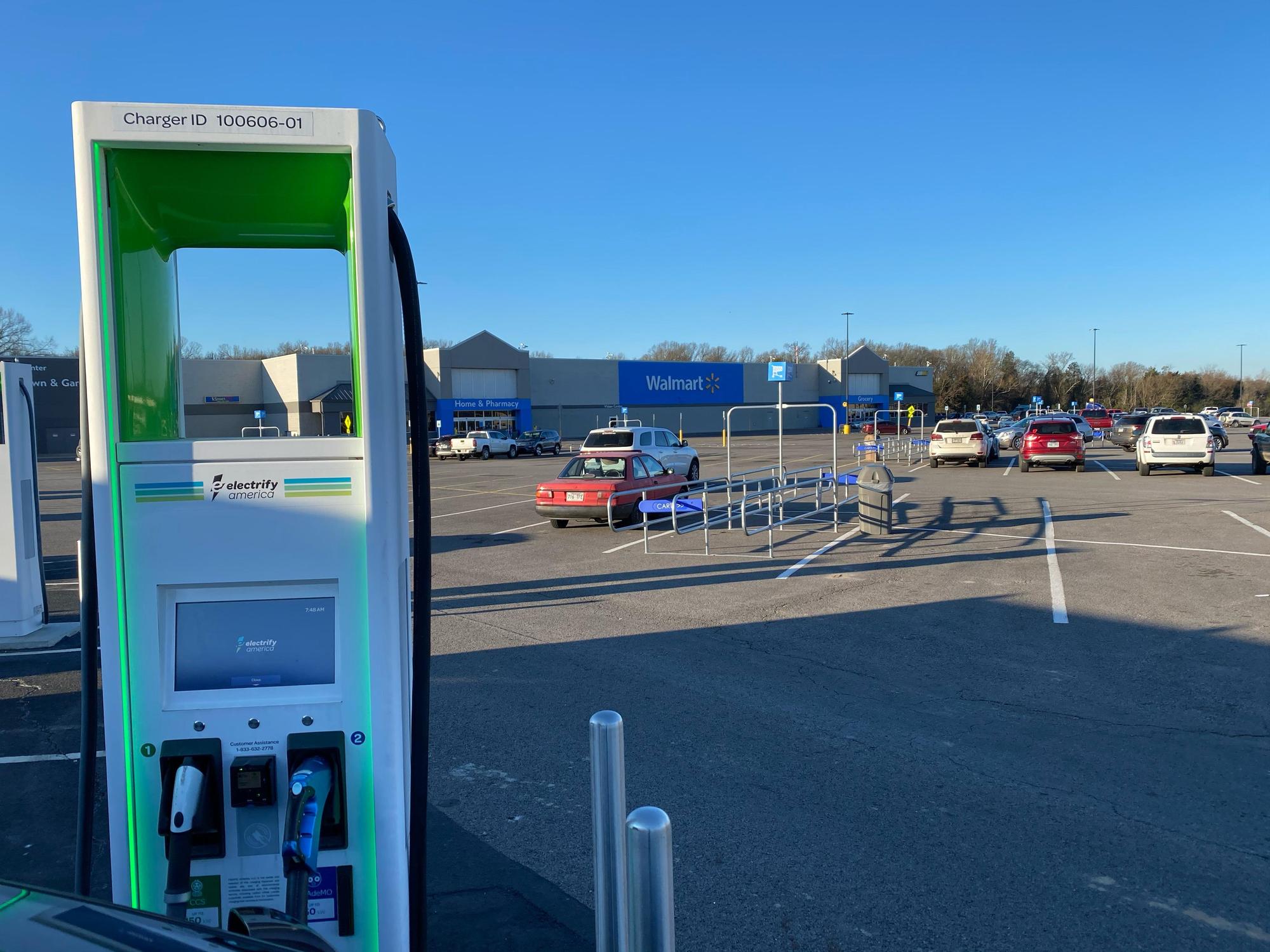 Walmart Supercenter Clarksville, AR EV Station