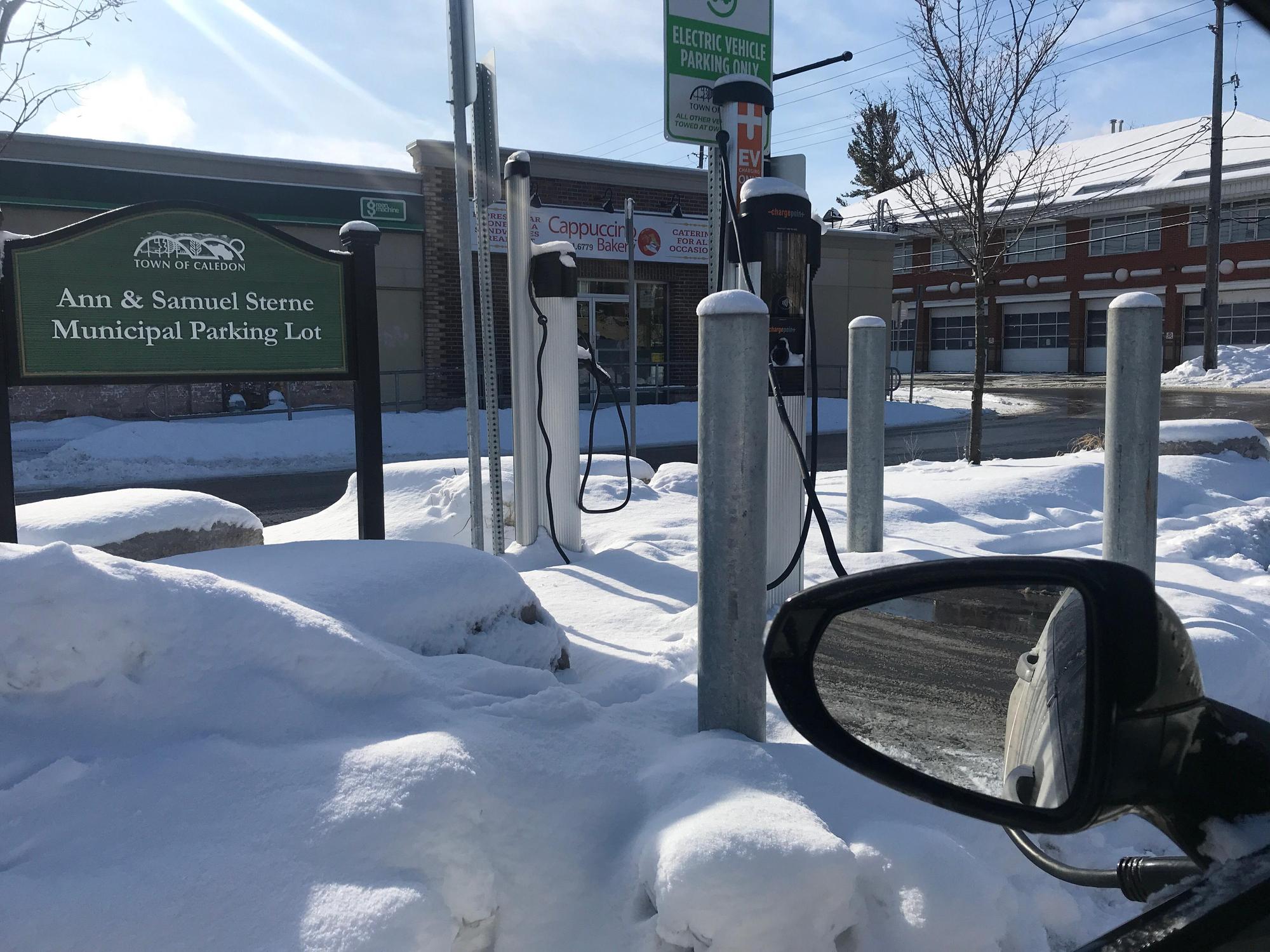 Ann & Samuel Sterne Municipal Parking Lot Bolton, ON EV Station
