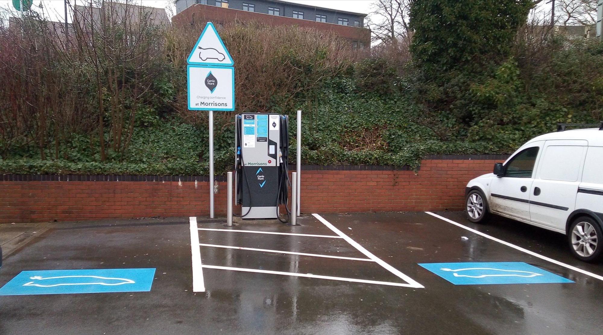 Morrisons 2033 Station Way, Aylesbury HP20 2SQ. United Kingdom EV