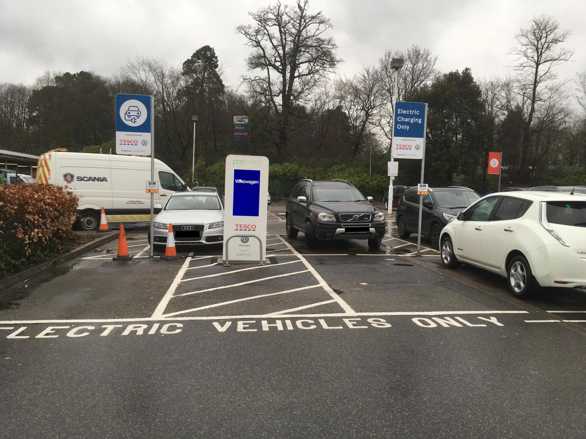Tesco Extra Southampton Bursledon, England EV Station