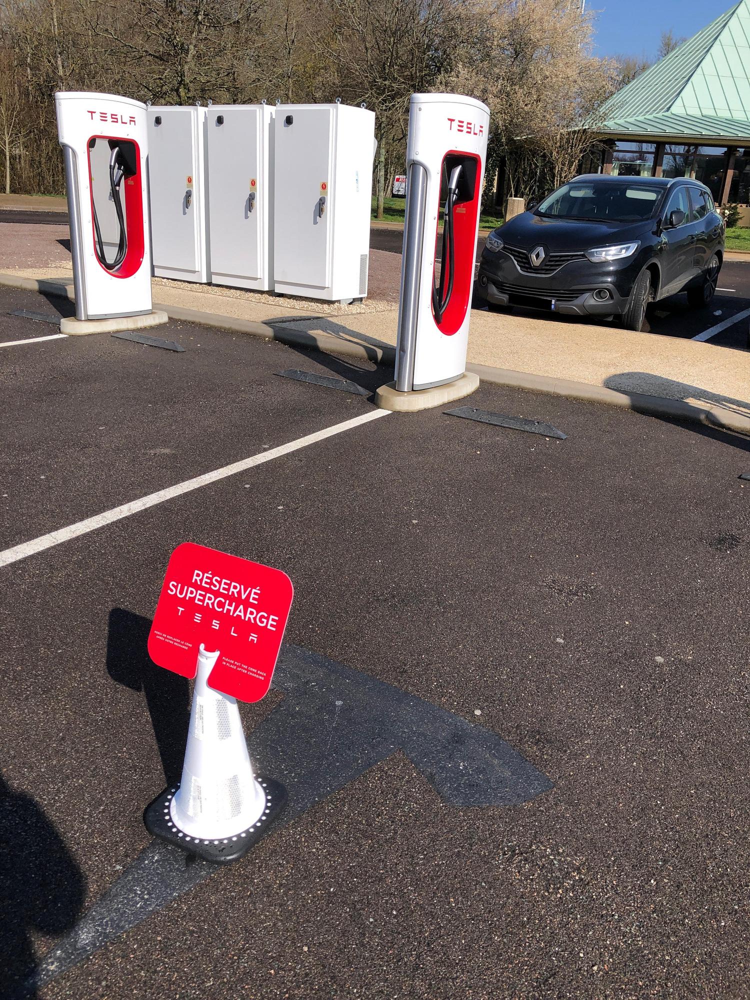Aire De Chateauvillain Val Marnay Supercharger Plugshare Aire De Chateauvillain Val Marnay Supercharger Plugshare