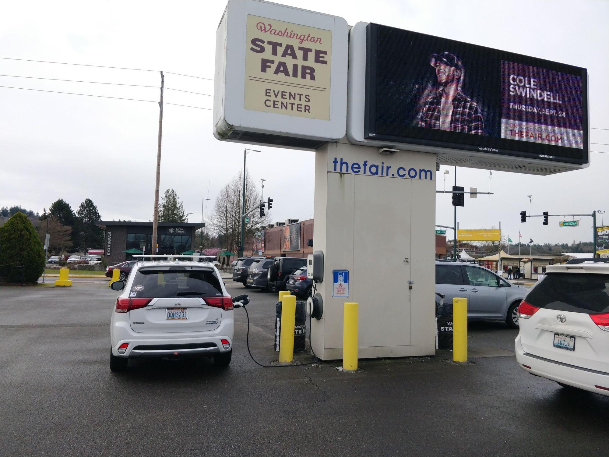 Gold Parking Lot Puyallup, WA EV Station