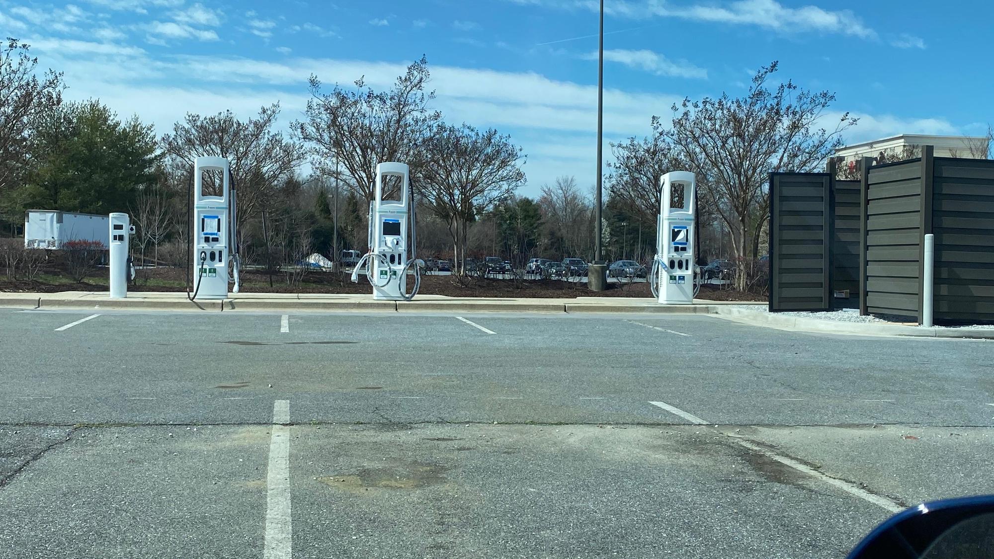 Bowie Town Center Bank of America Bowie, MD EV Station
