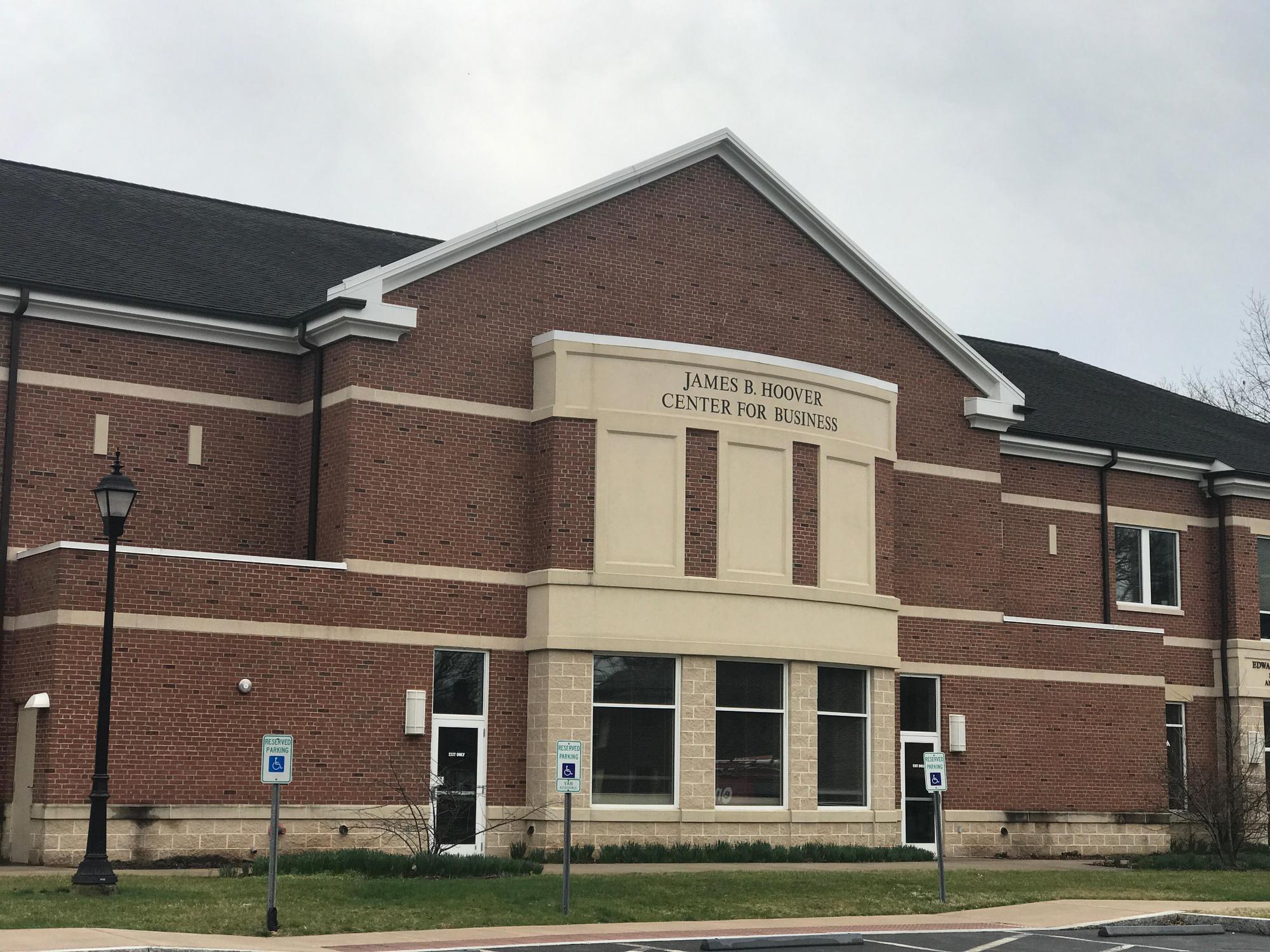 Elizabethtown College Lot 2 Elizabethtown PA EV Station elizabethtown-college-lot-2-elizabethtown-pa-ev-station