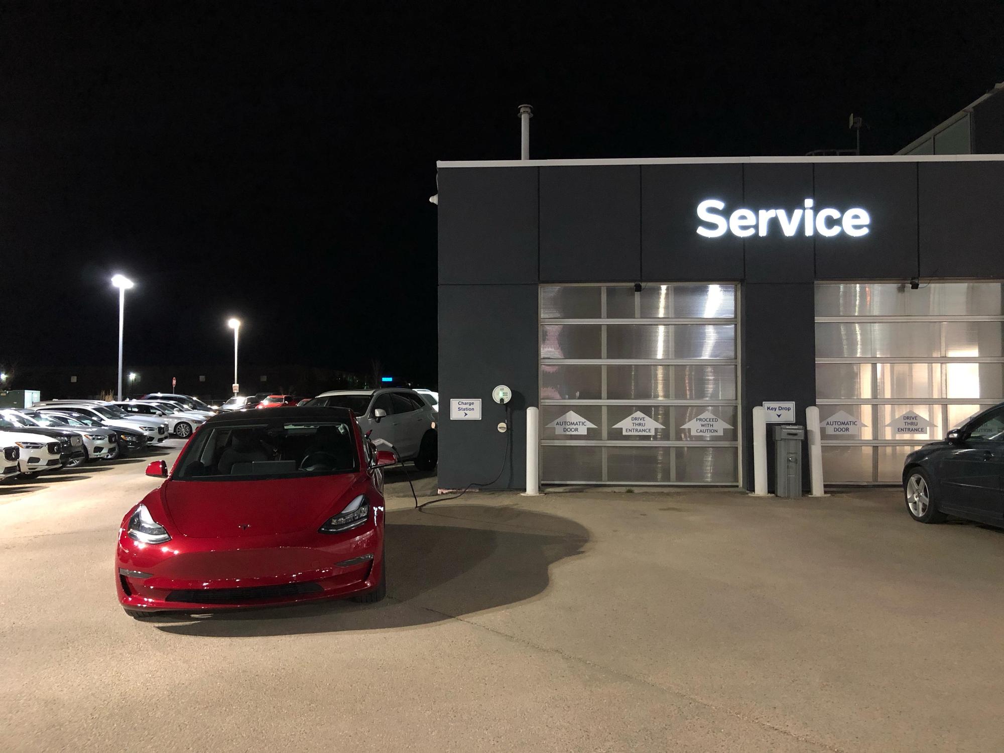 Volvo of Edmonton Edmonton, AB EV Station
