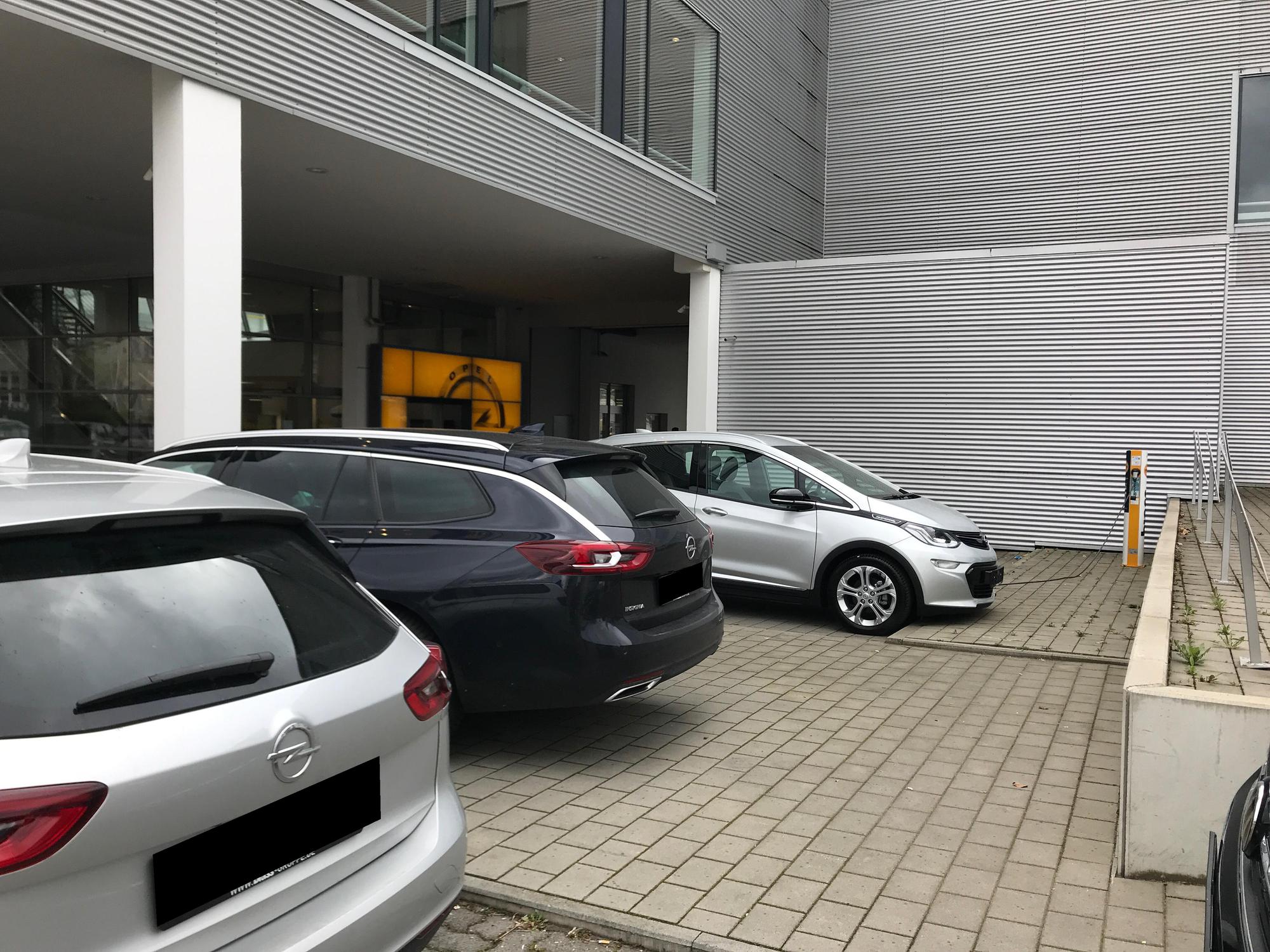 Autohaus Brass Darmstadt, HE EV Station