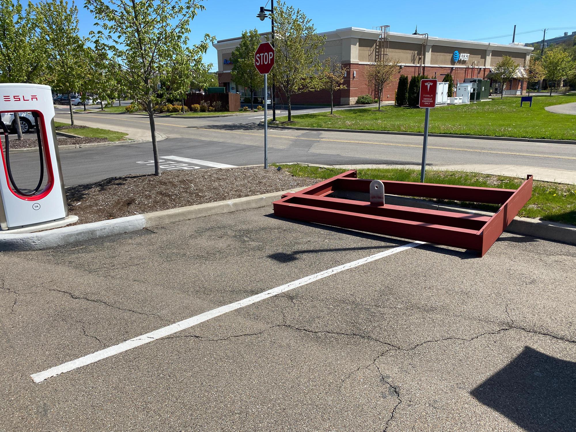 South Meadow Marketplace Ithaca, NY EV Station