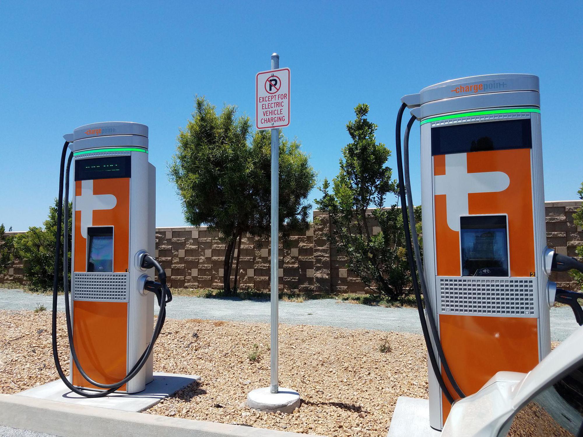 Chula Vista Park & Ride Chula Vista, CA EV Station