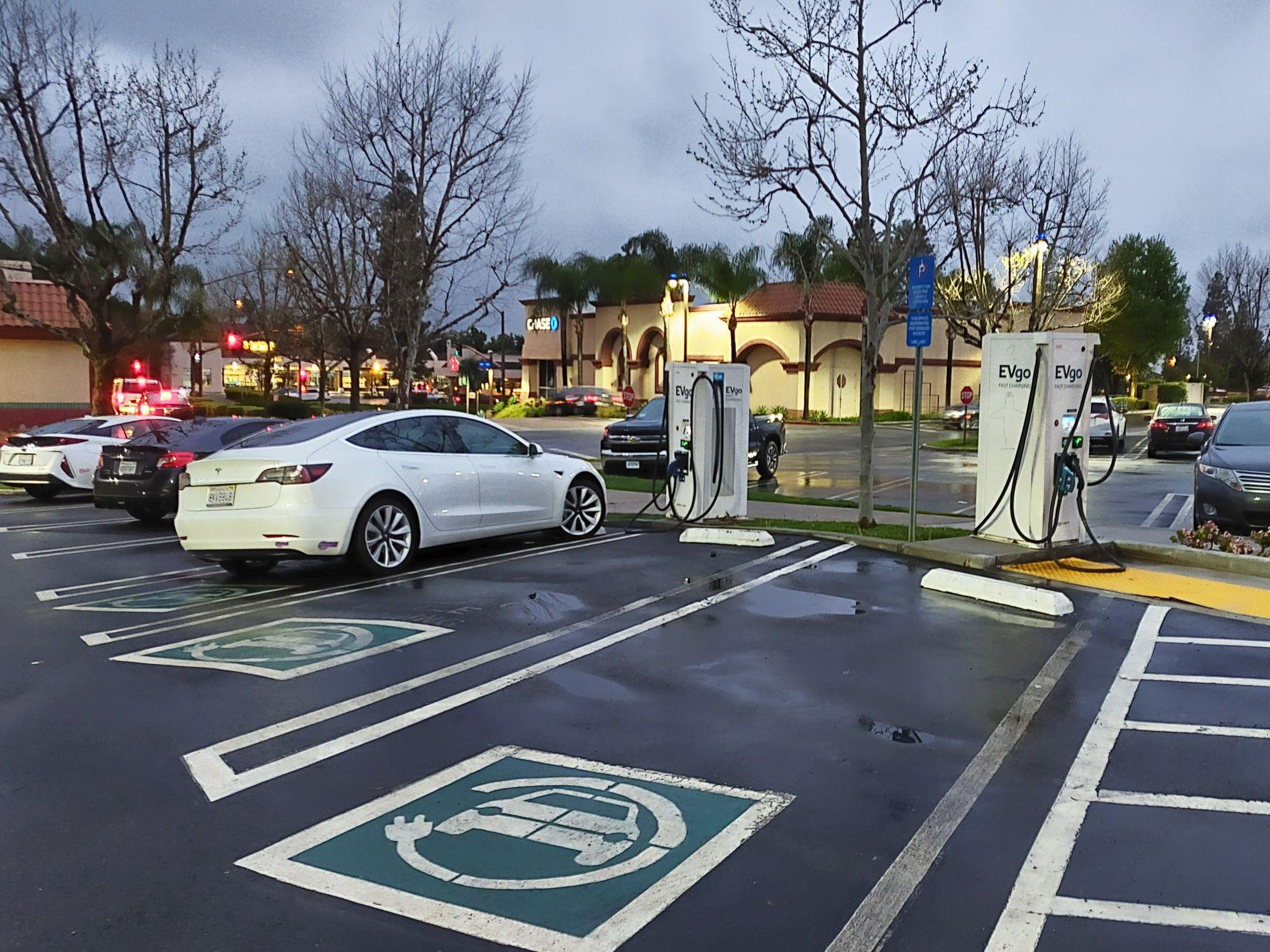 San Dimas Plaza Shopping Center San Dimas, CA EV Station