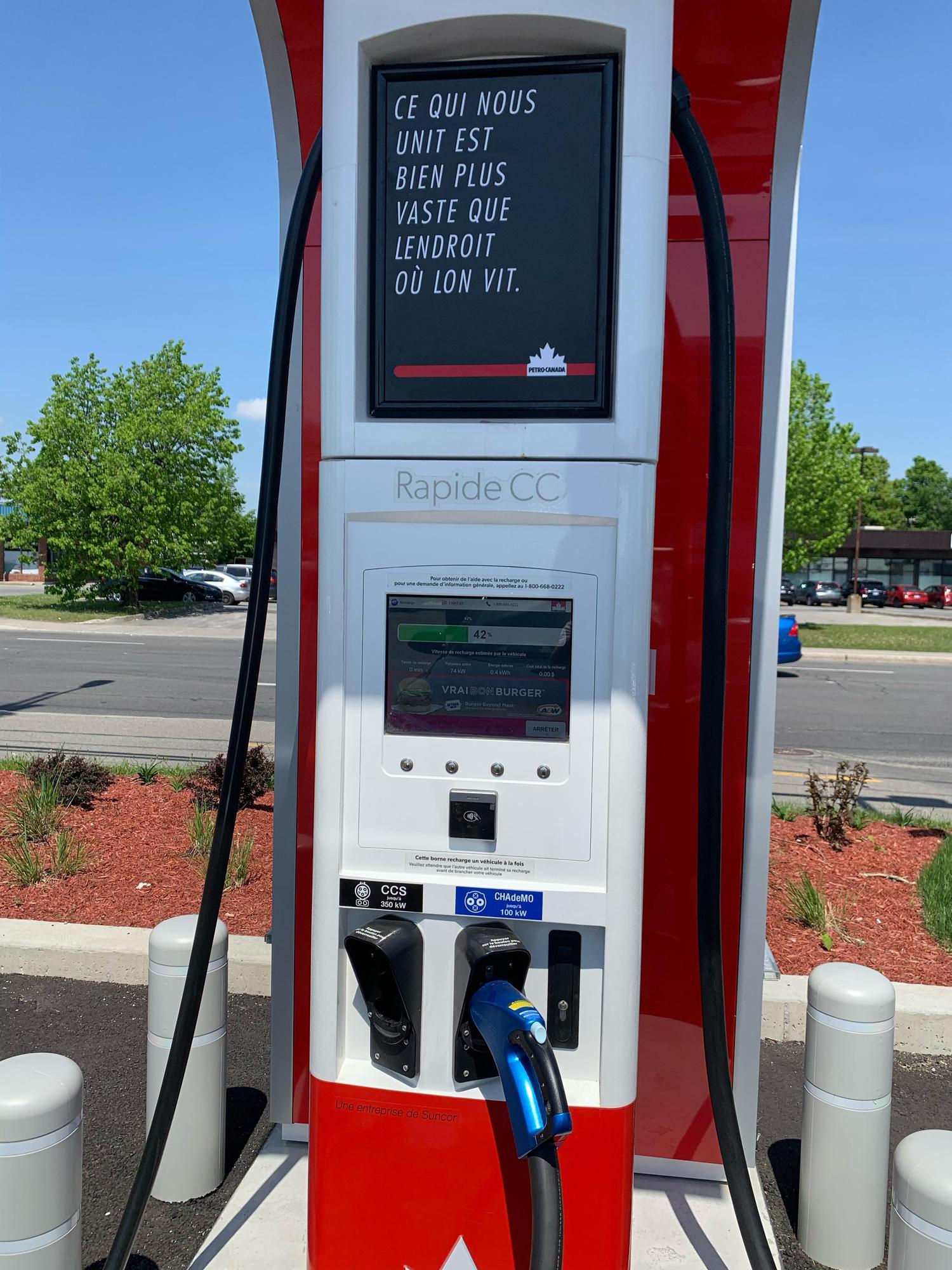 PetroCanada Boisbriand Boisbriand, QC EV Station
